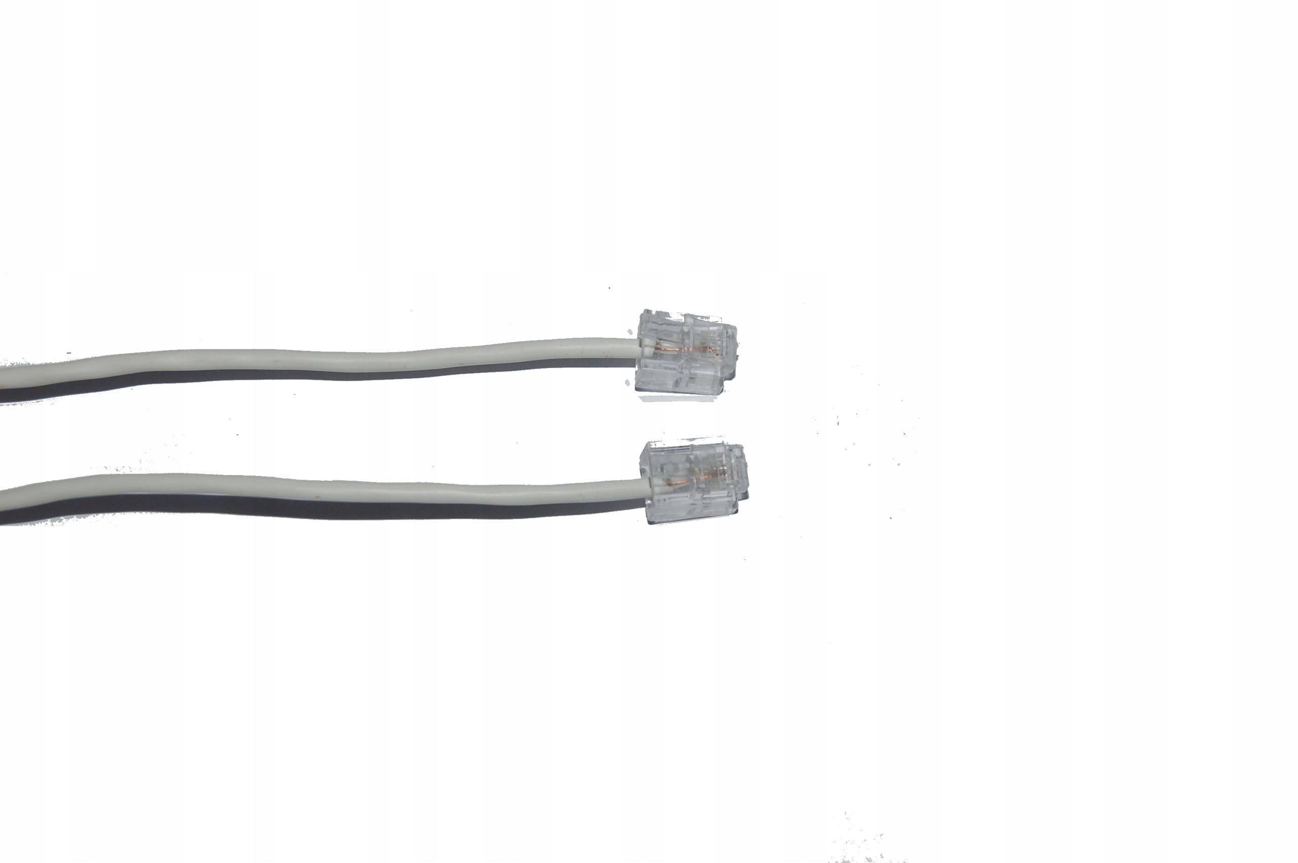 Kabel telefoniczny RJ11(6p2c) wtyk/wtyk biały okrągły, drut 2m