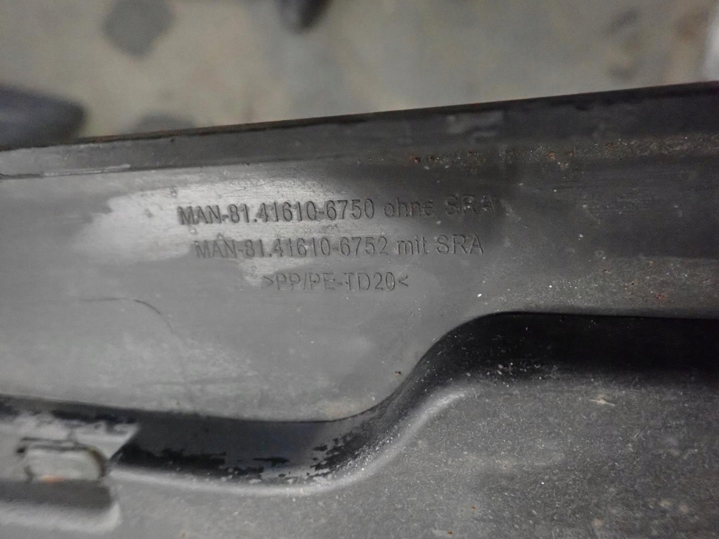 corner right MAN TGX EURO 6 81.41610-6750