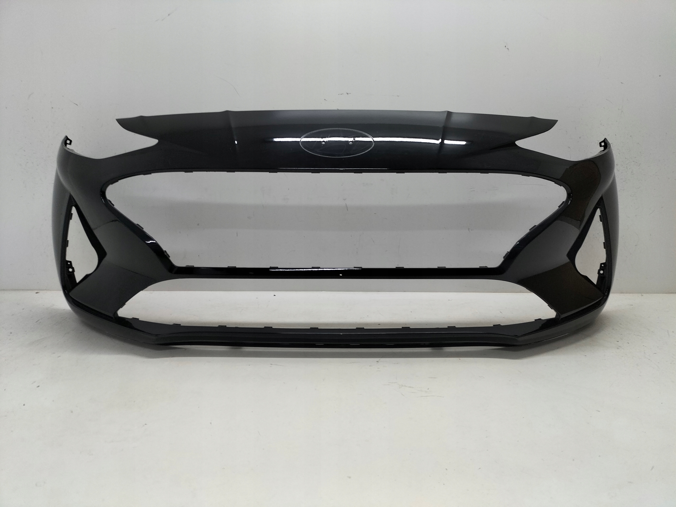 front bumper front HYUNDAI I10 III 20