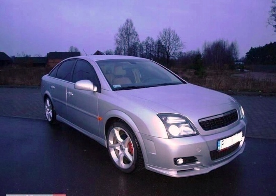 Opel Vectra C GTS. dokładka zderzaka przedni Typ samochodu Samochody osobowe