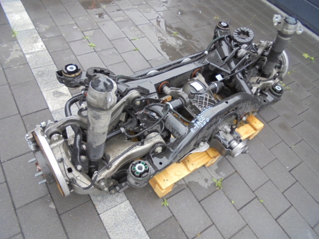 ZAWIESZENIE TYLNE BELKA MOST JAGUAR E-PACE 2.0 D