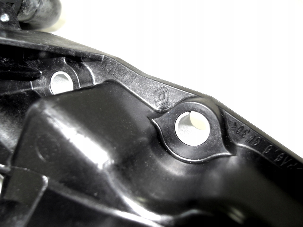 OBUDOWA TERMOSTATU R SCENIC III 1 2TCE 110600353R Typ samochodu Samochody osobowe