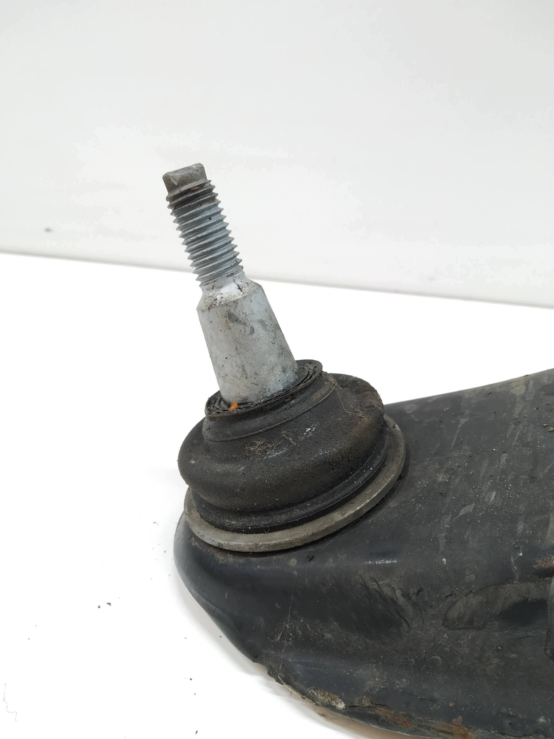 arm rear part JL145B530 Lincoln Navigator IV (2017-2024)