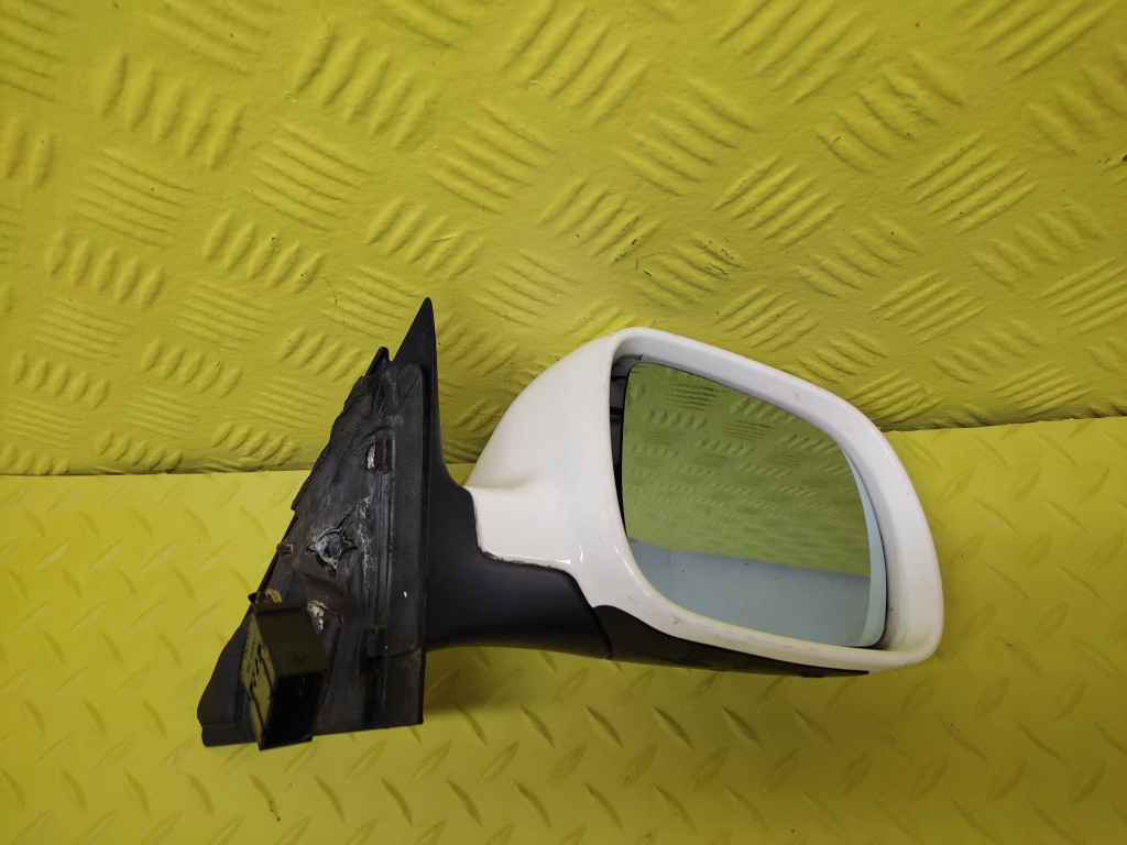 AUDI A4 B5 KOMBI mirror exterior right 5 PIN