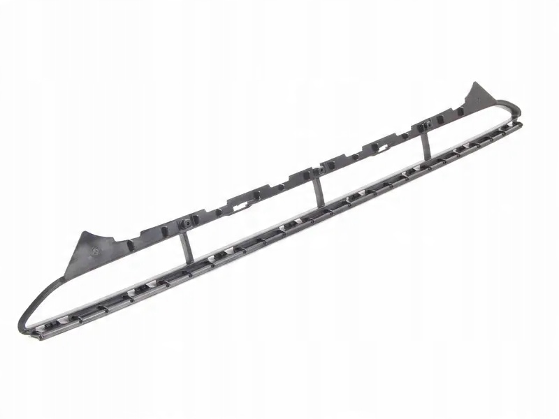 

Kratka Środkowa Zderzaka Audi A4/KOMBI 8K0807683