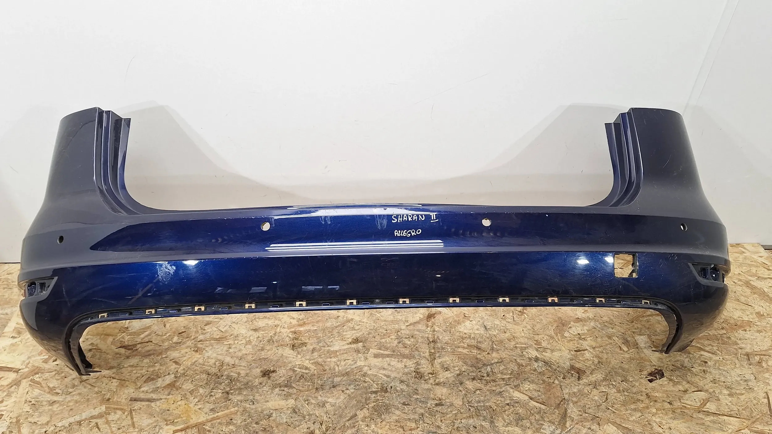 bumper rear part 7N0807421B Vw Sharan II 10