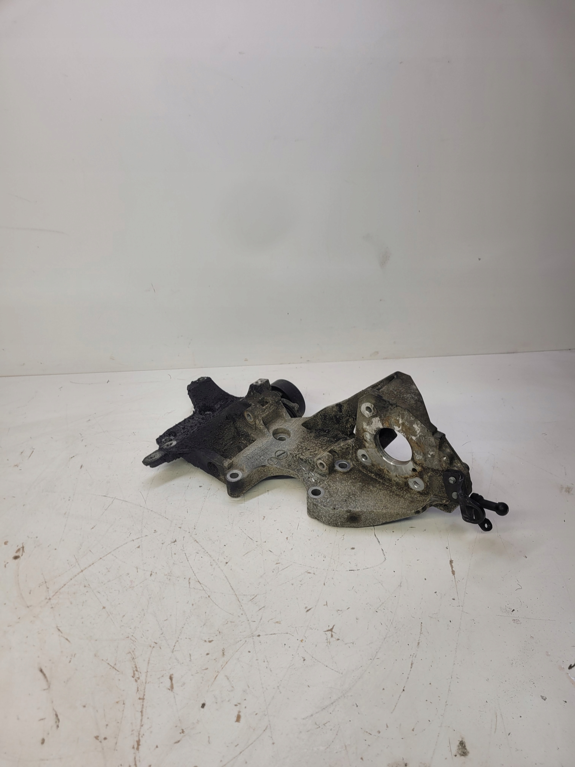 SUPPORTO ALTERNATORE AUDI VW 03L903143D ORIGINALE !