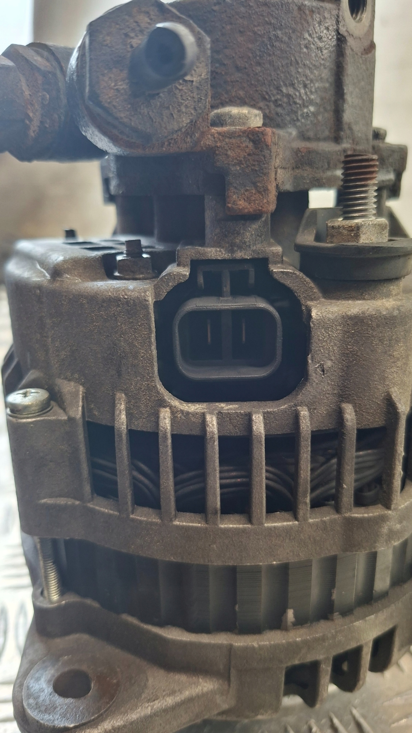 ALTERNATOR OPEL ASTRA II 1.7DTI