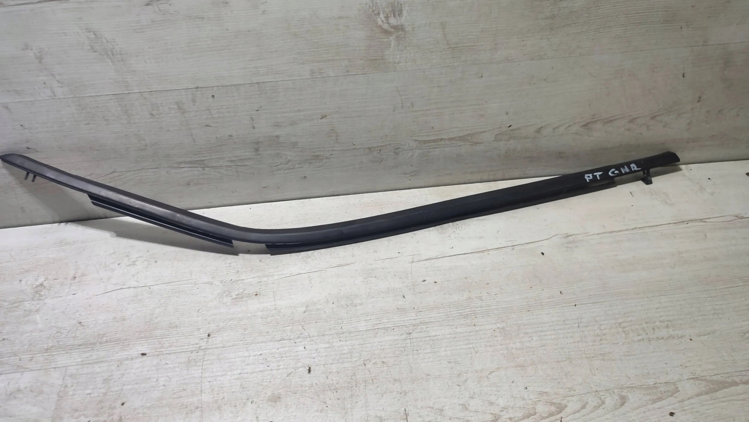 Toyota C-HR and 2019 rear part side right moulding