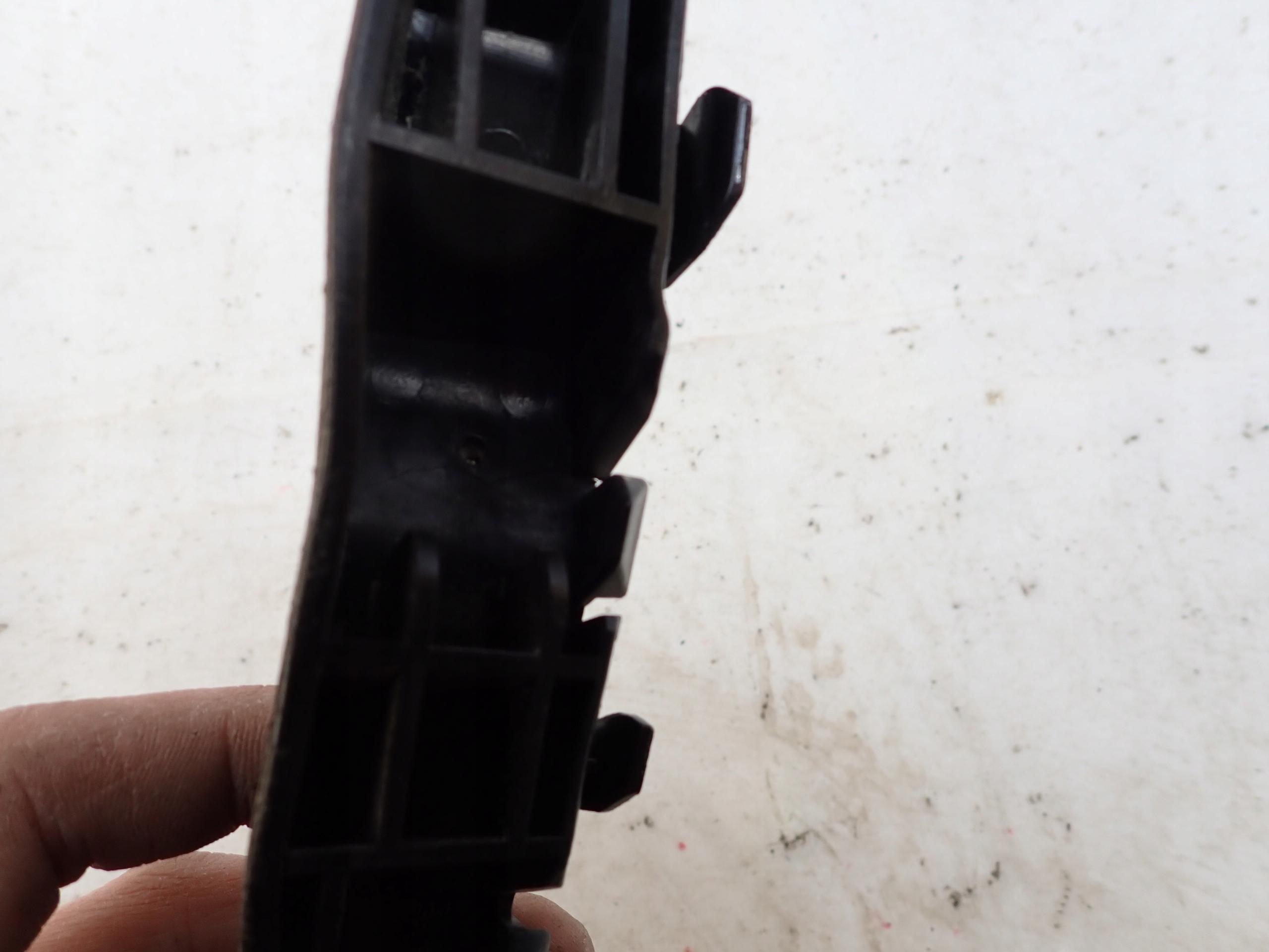 KIA VENGA 09-19 holder support right front front