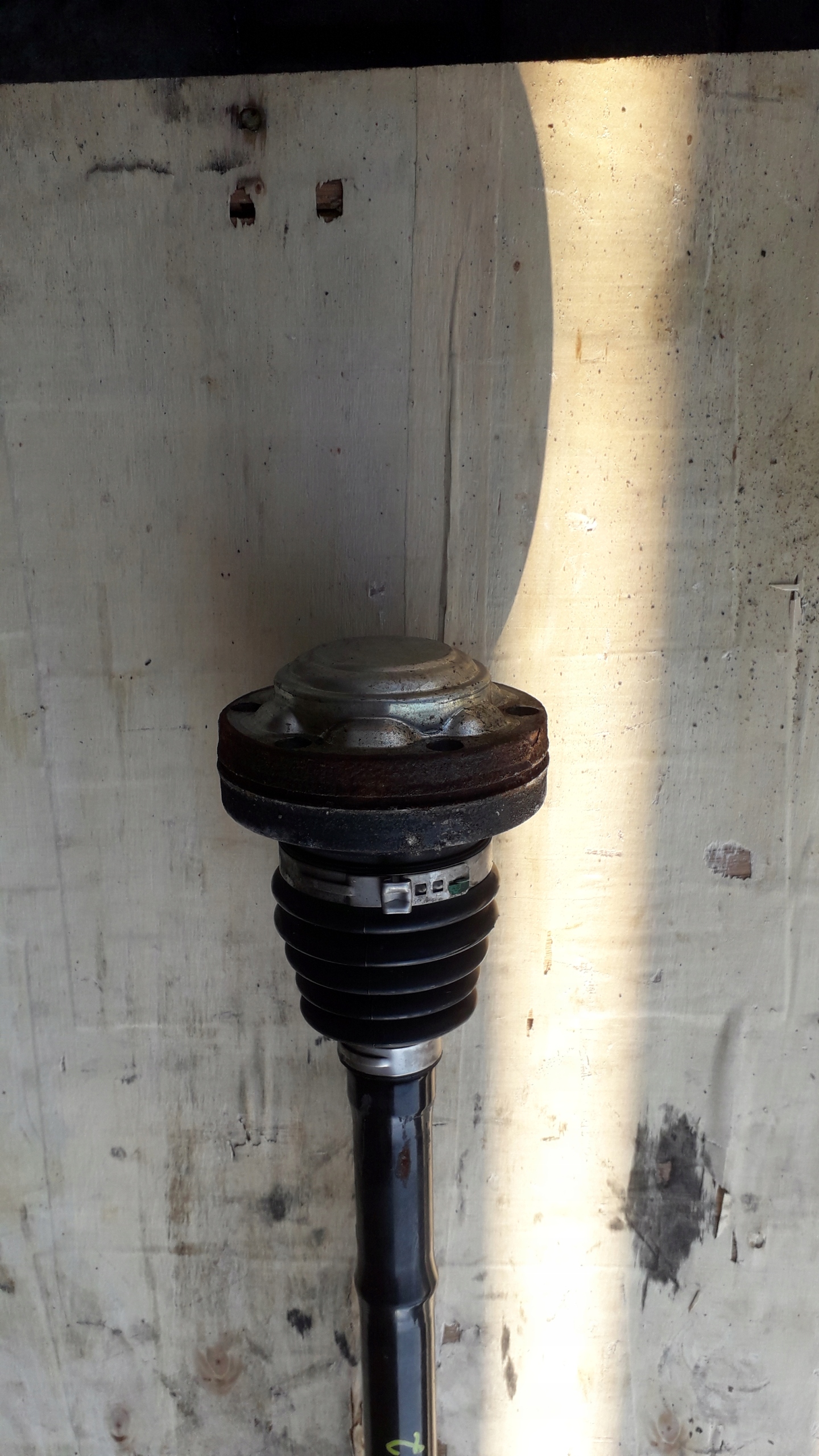 VW T6 2,0 TDI semi-axis rear part right SYNCRO 7E0501202