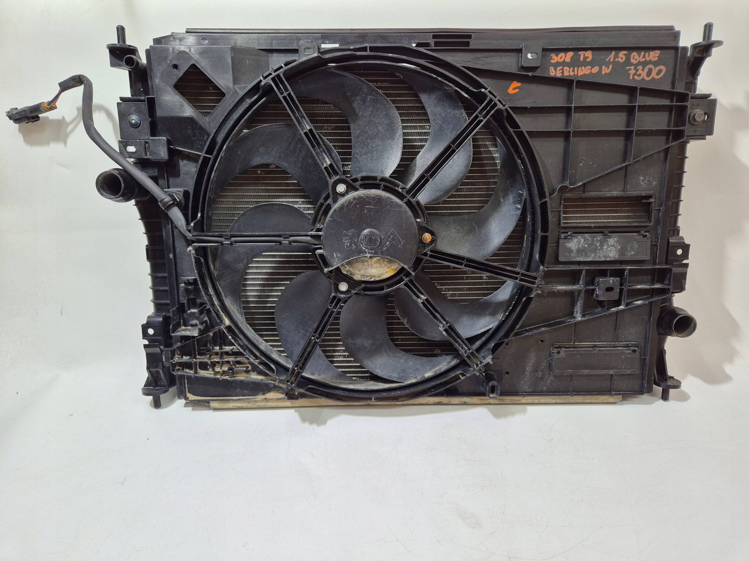 PAS PRZEDNI CHŁODNICE 308 T9 BERLINGO PARTNER RIFTER COMBO E #7300