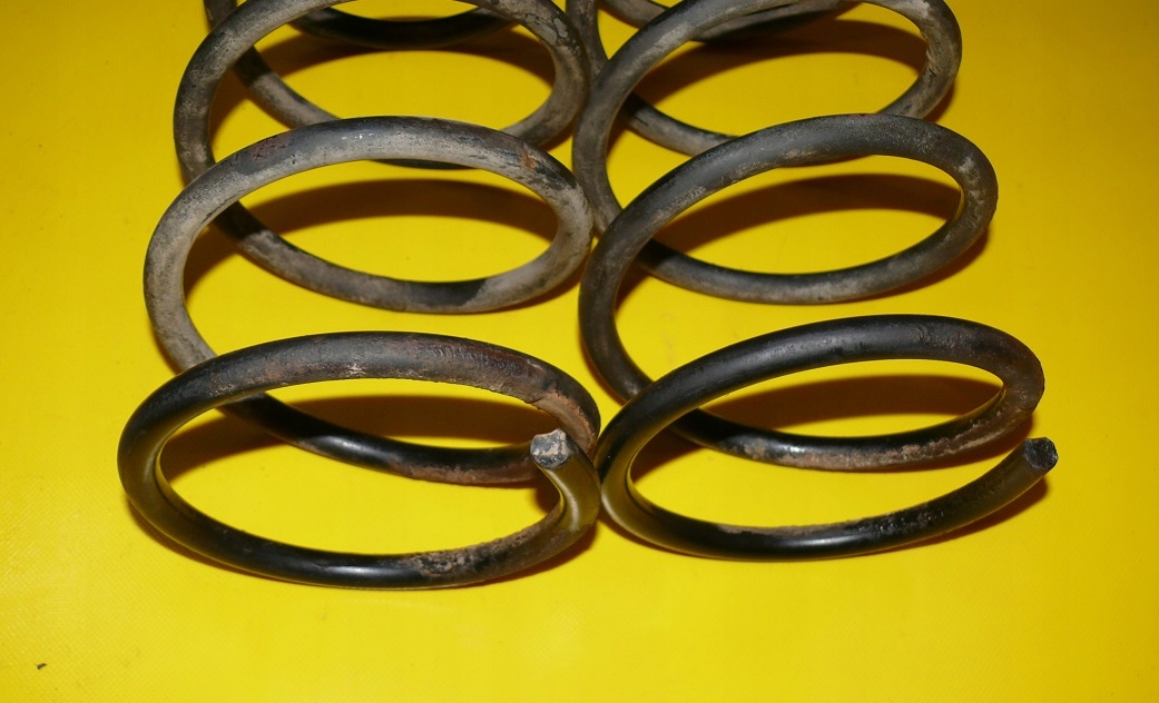 springs springing front front MITSUBISHI OUTLANDER and 1 2.0 16V 136KM