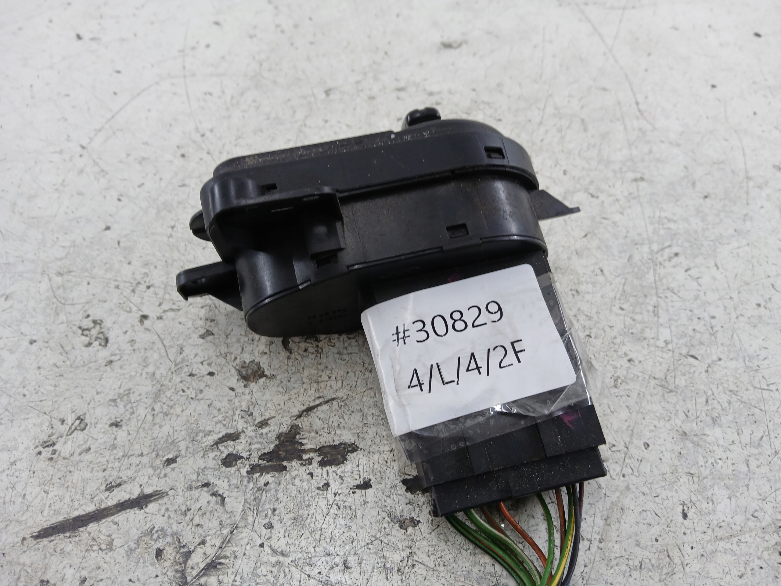 FORD FIESTA MK6 light switch 2M6T13A024AC