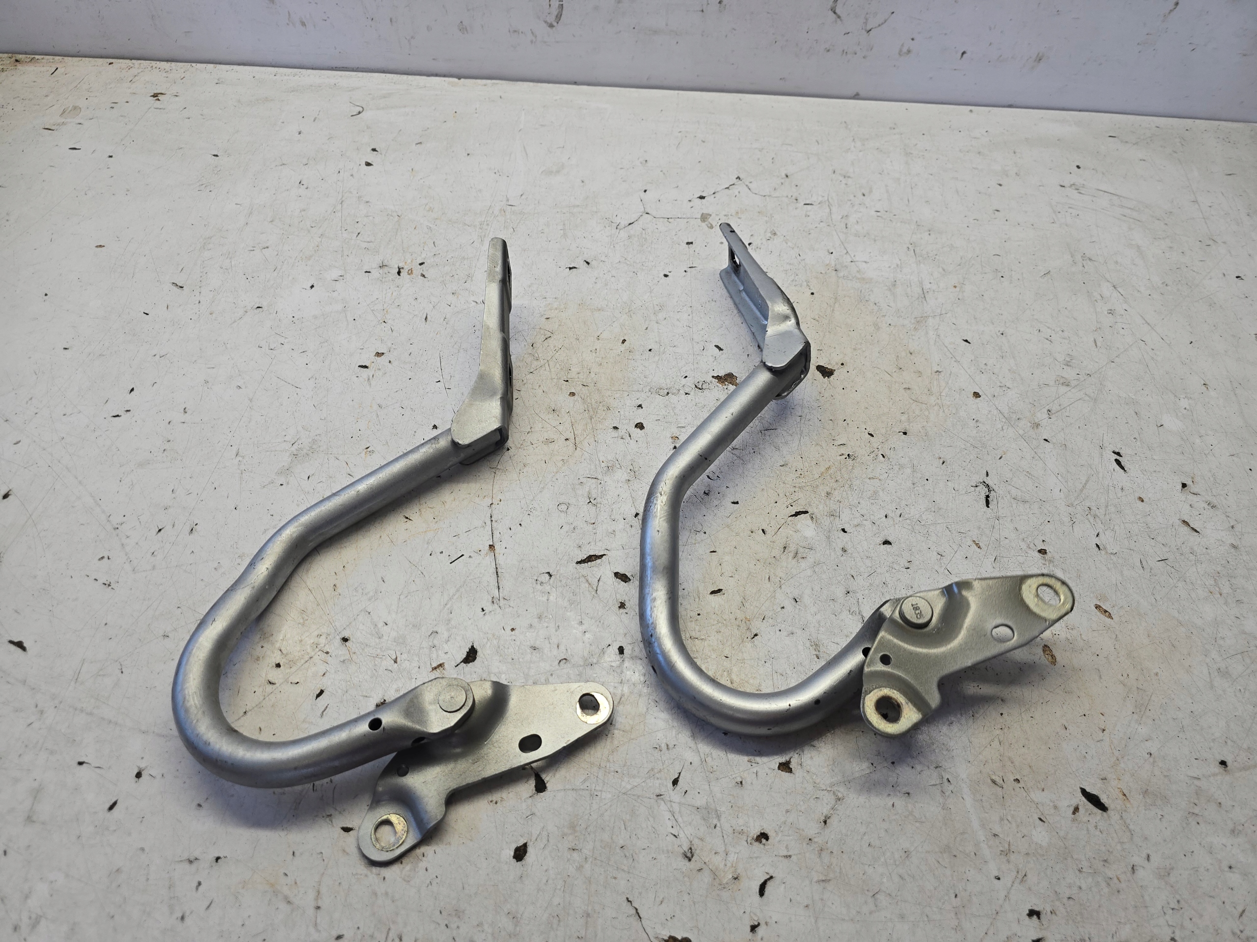 OPEL ZAFIRA C hinge bonnet hinges right left KOMPLET 2 SZTUKI Z189