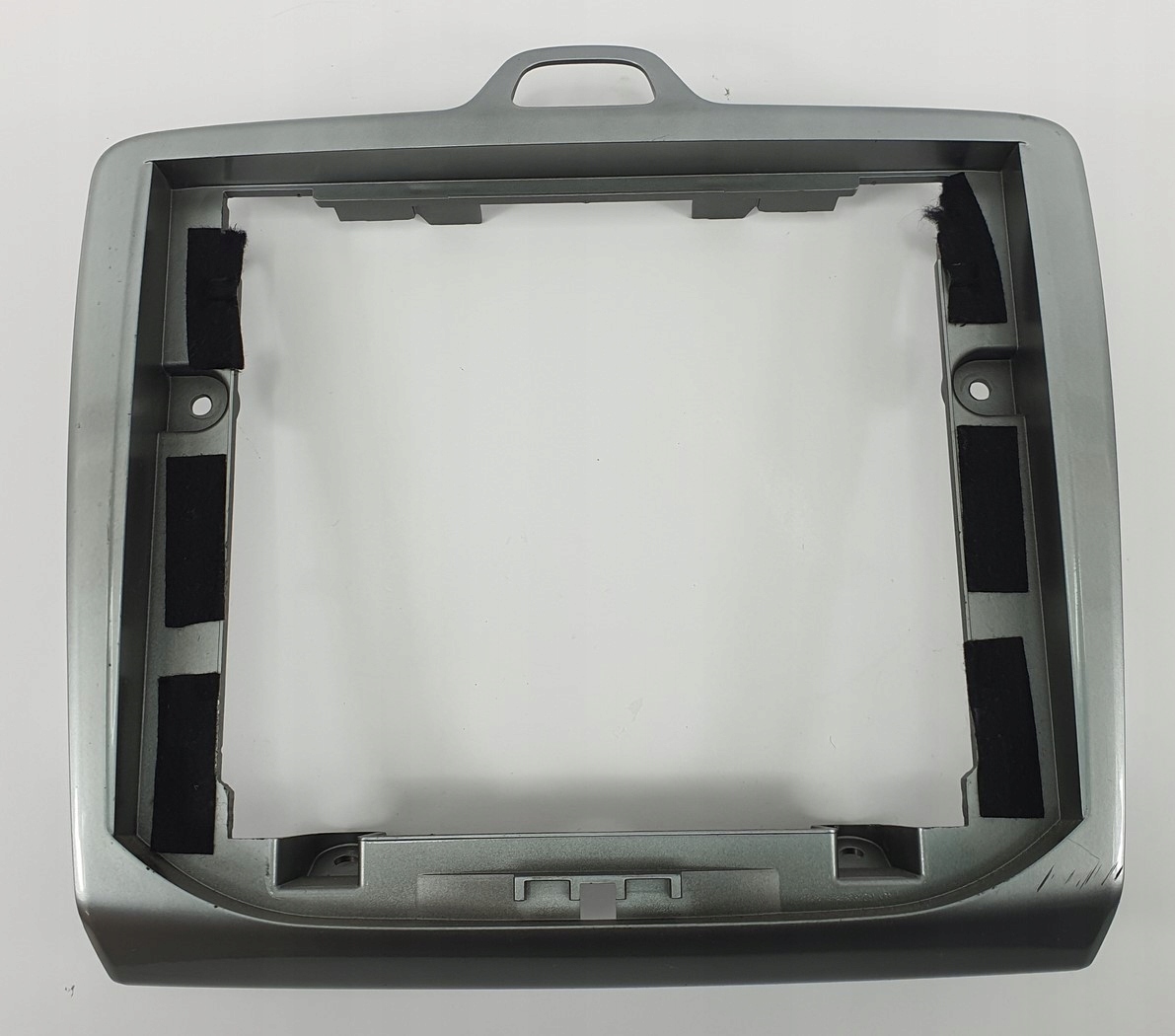 RAMKA OSŁONA NAWIGACJI FORD FOCUS MK2