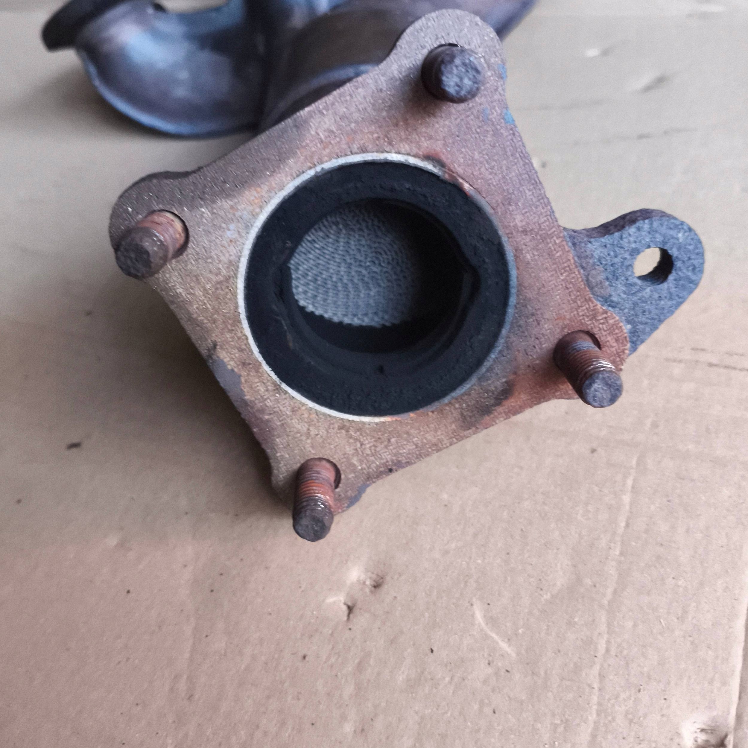 exhaust manifold Volkswagen Polo III 6N 6N2 6NF 1.0 2000