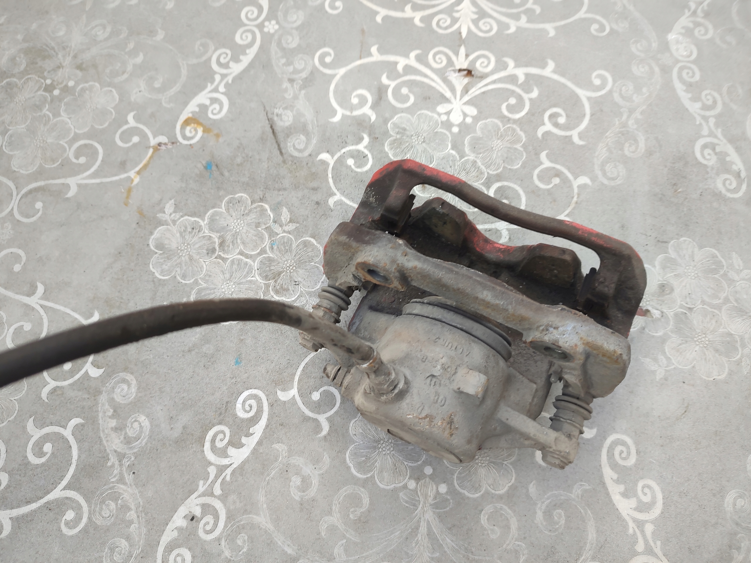 caliper brake left front left front Mercedes W204