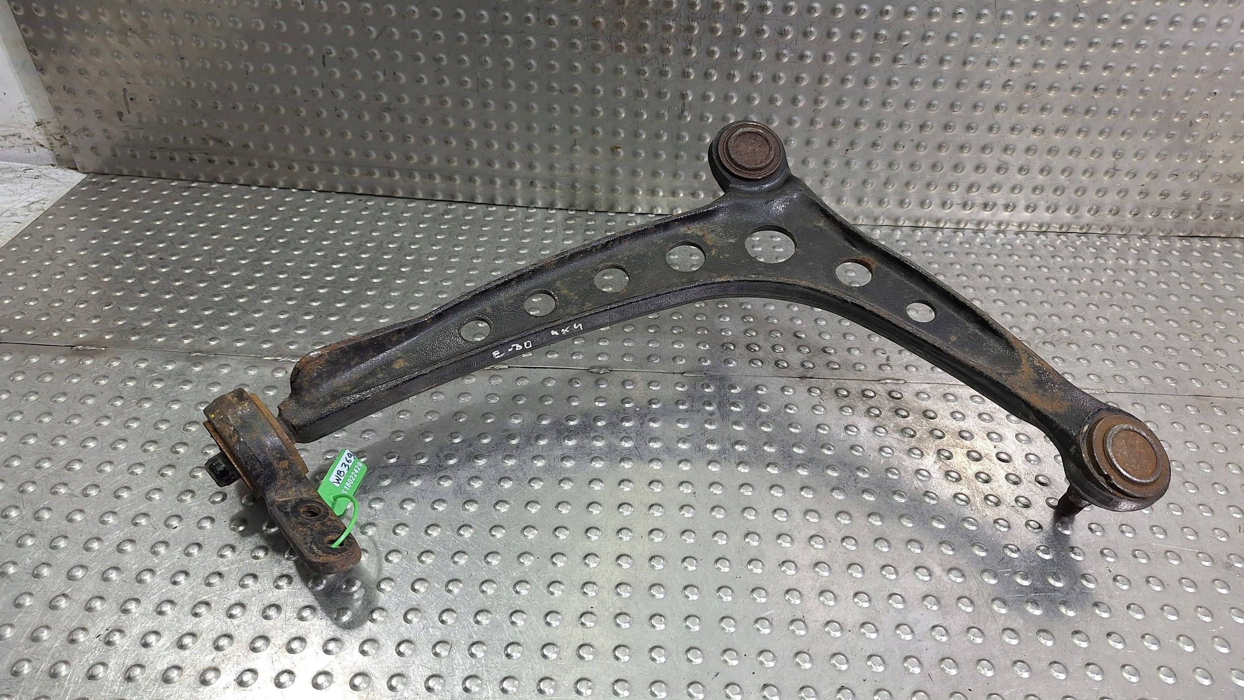 Querlenker links vorne BMW E30