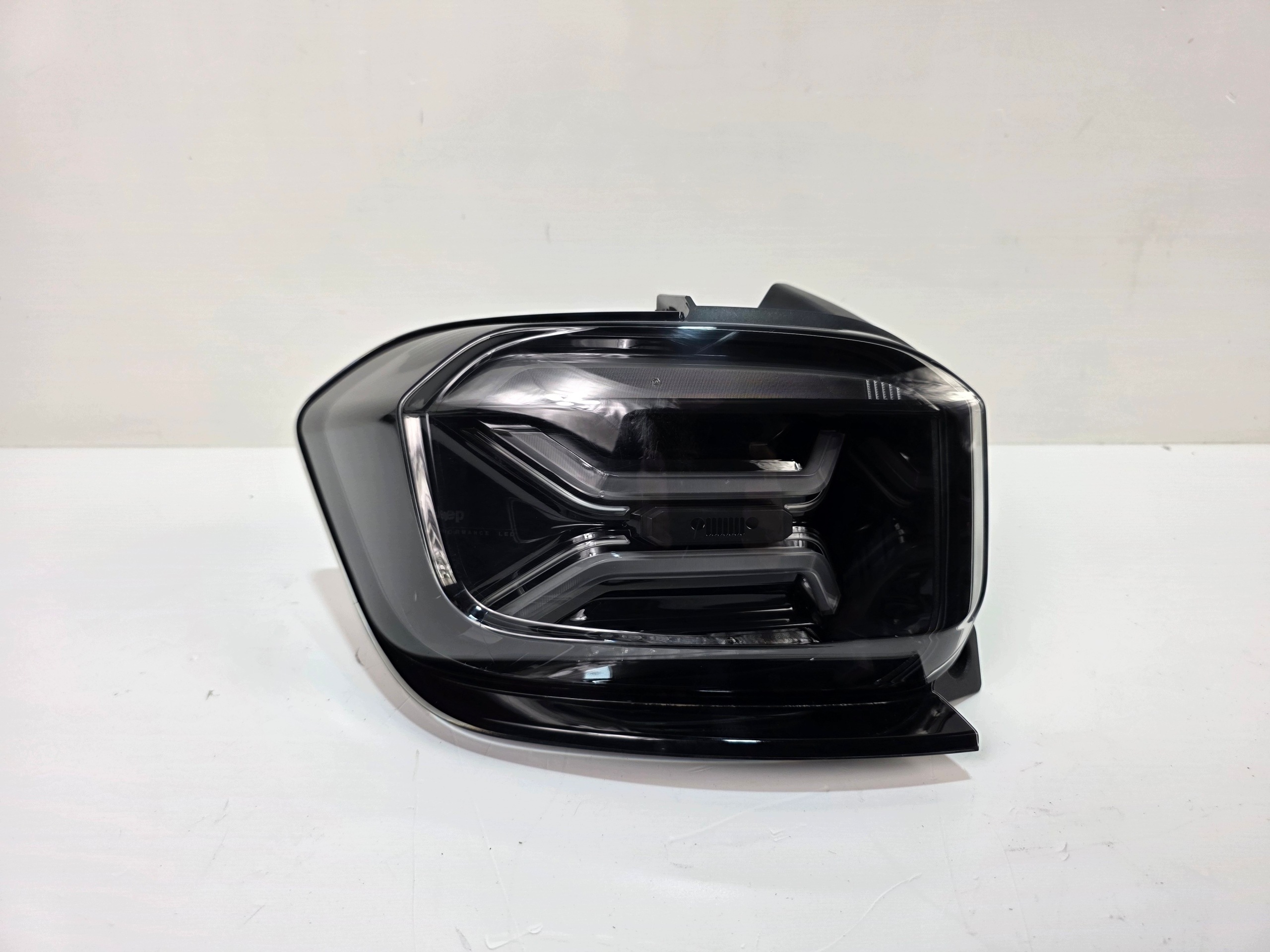 light left rear FULL LED JEEP AVENGER 521707390