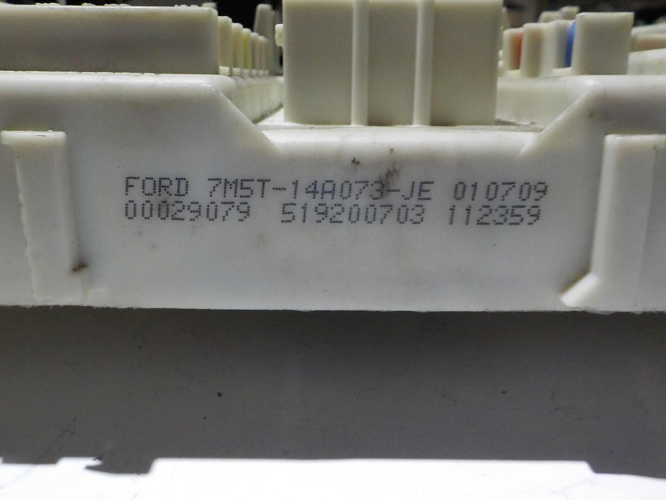 FORD FOCUS II modulo BSI UCH 7M5T-14A073-JE 519200703