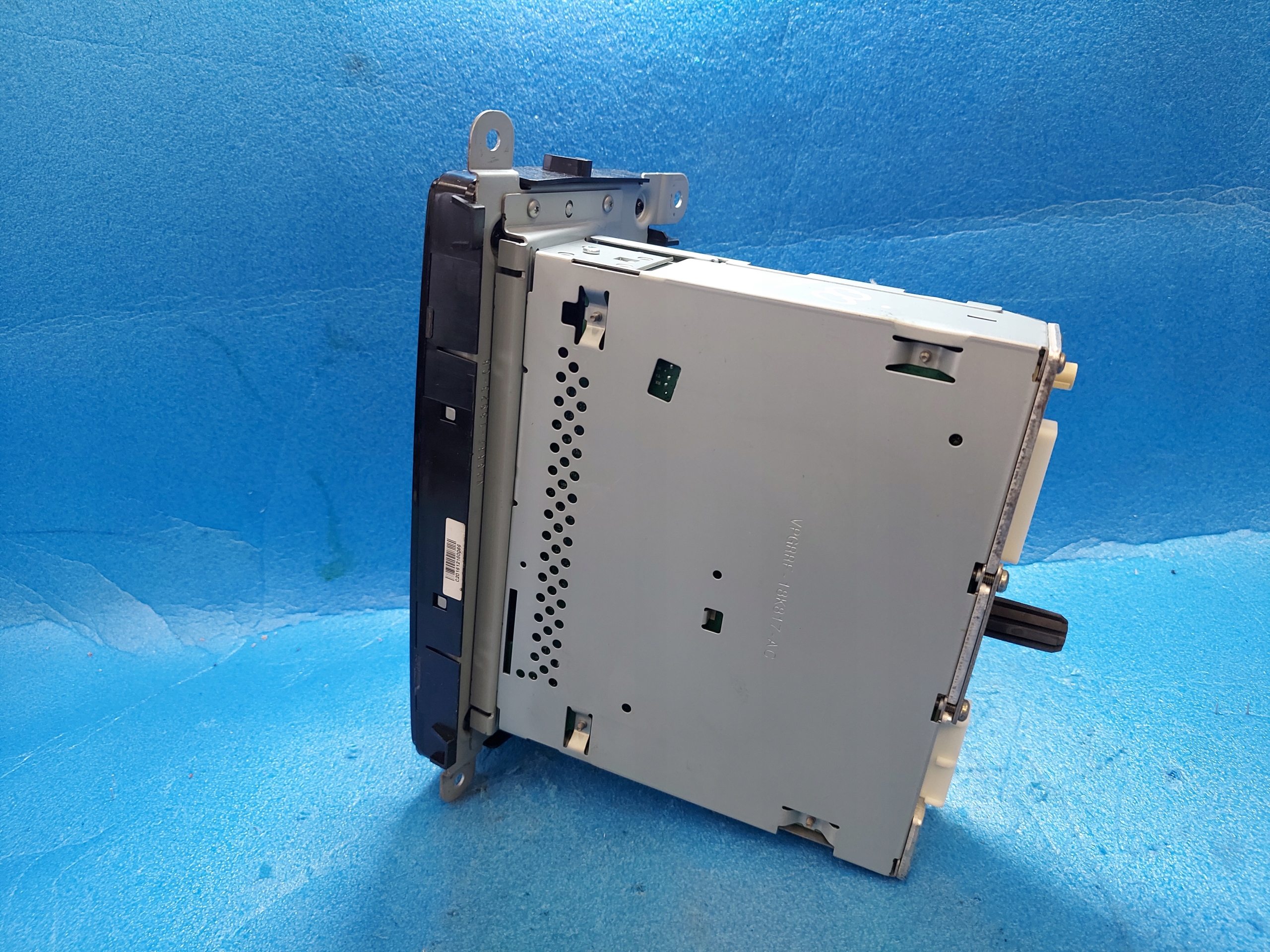 RADIO EKRAN CLIO IV 281077