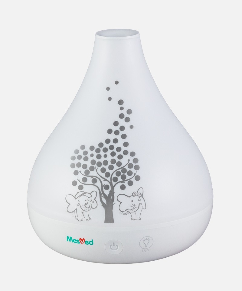 Zvlhčovač vzduchu s funkcí aromaizéru a nočního světla MesMed