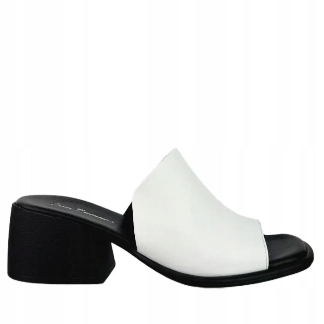 Nazouváky Emi Romani 020.1073 010 bílá 37, bílá