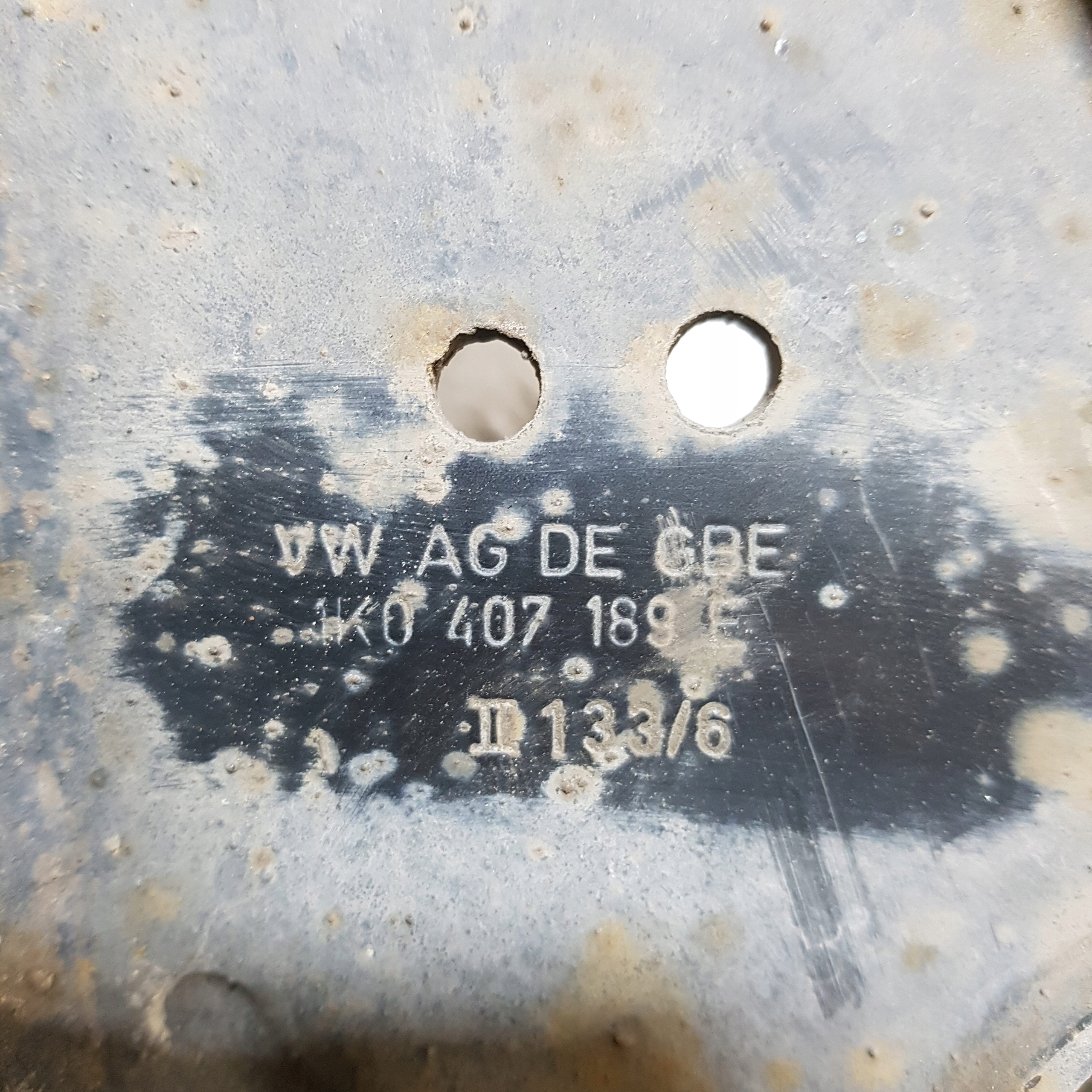 arm left front VOLKSWAGEN GOLF 5 1K0407189E