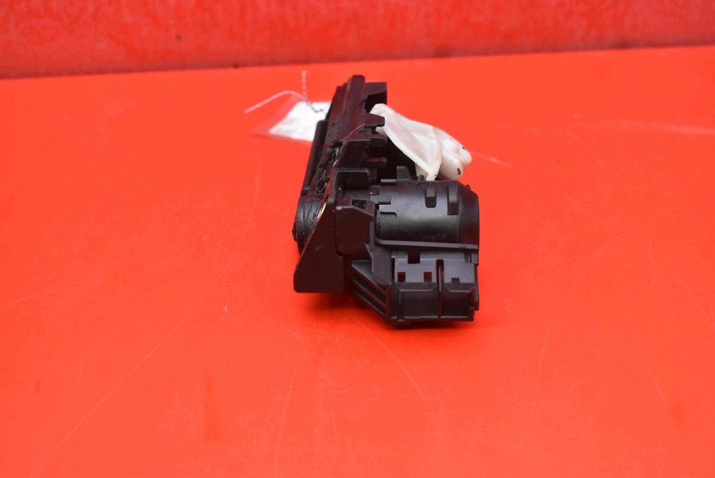 handle bonnet rear part boot A2037500693 MERCEDES CLS C219 04-08