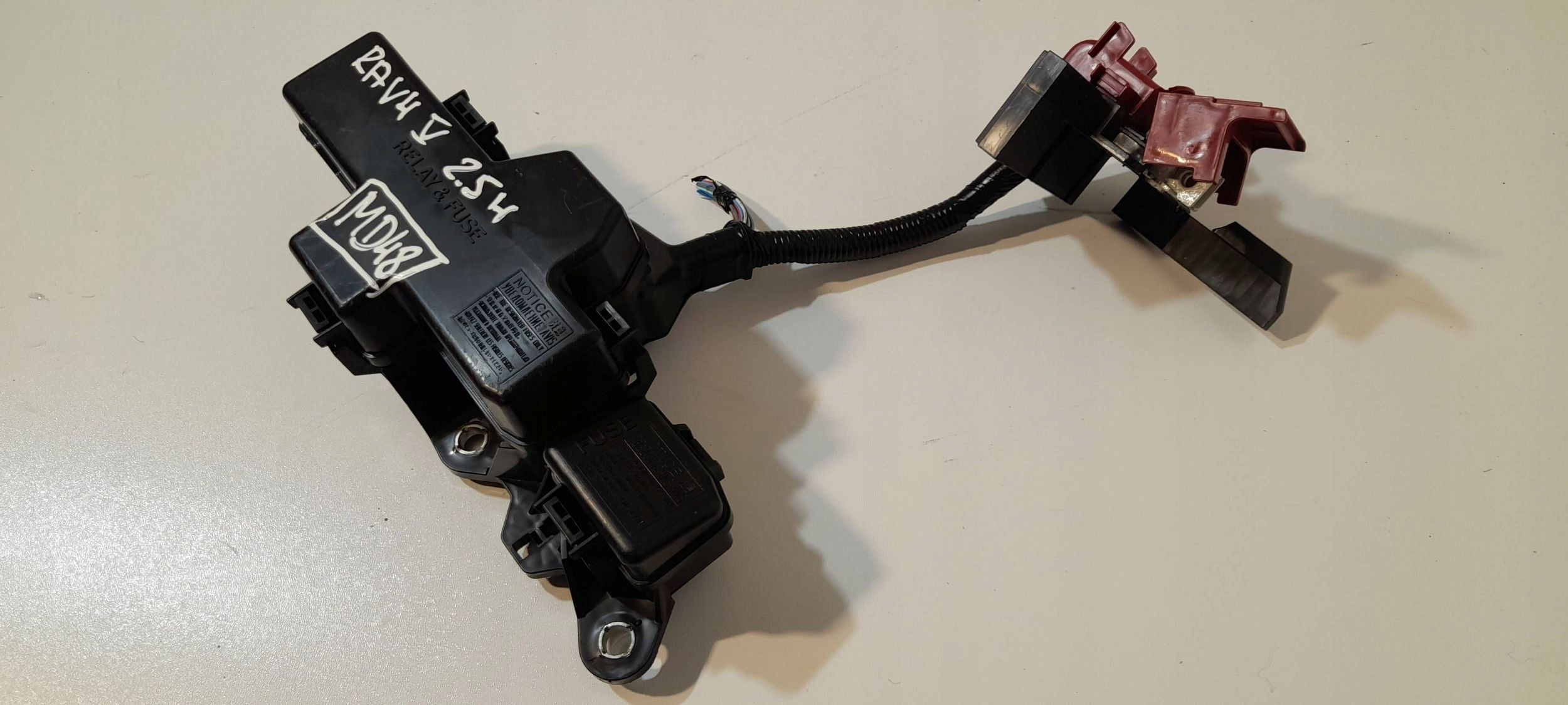 Toyota RAV 4 XA50 plus / terminal / cable battery 8266242720 (MD48)