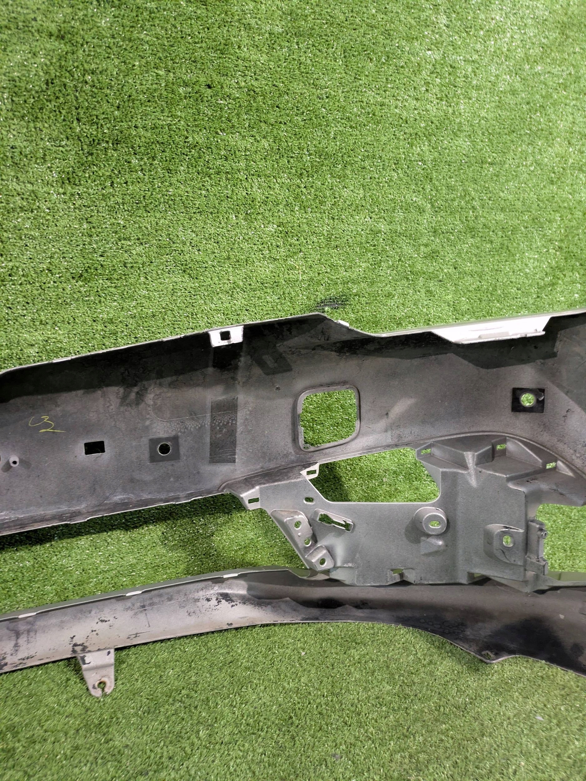 front bumper front TOYOTA AURIS II LIFT 15- NR.Z8922