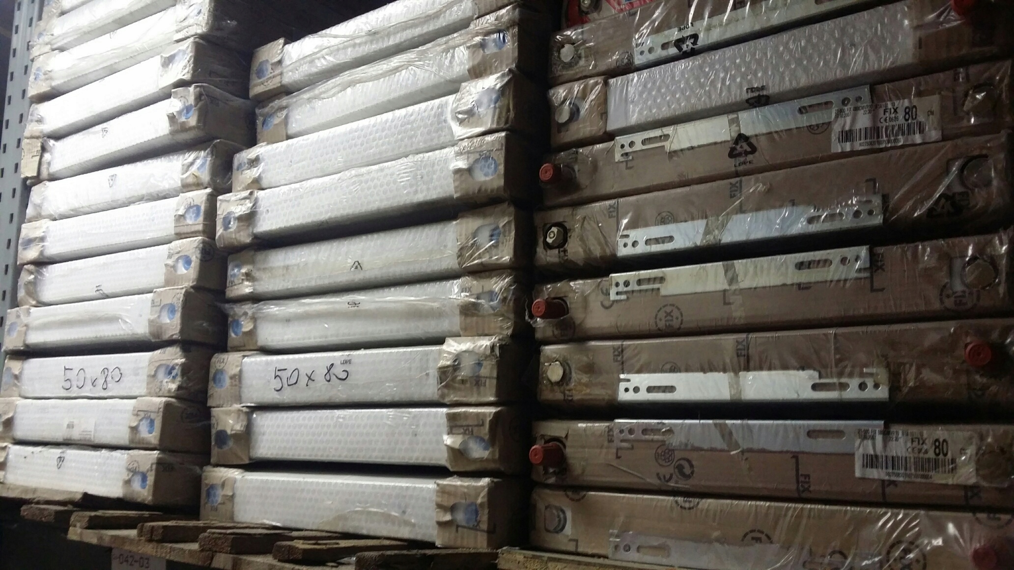 Grzejnik płytowy C21 CV21 600x400 60x40 DEMRAD FIX NIEMIECKI dolny boczny Szerokość 400 mm