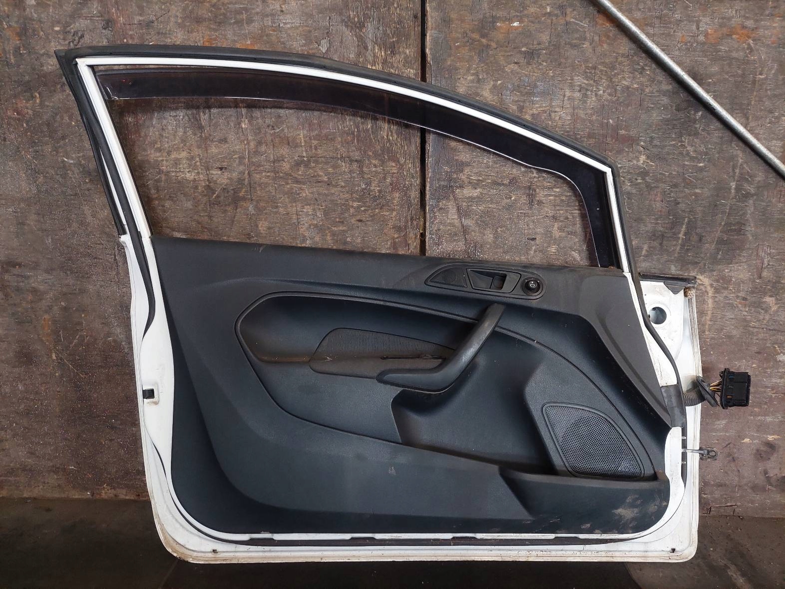 door complete left front FORD FIESTA MK6 MK7 H9 HB 3D