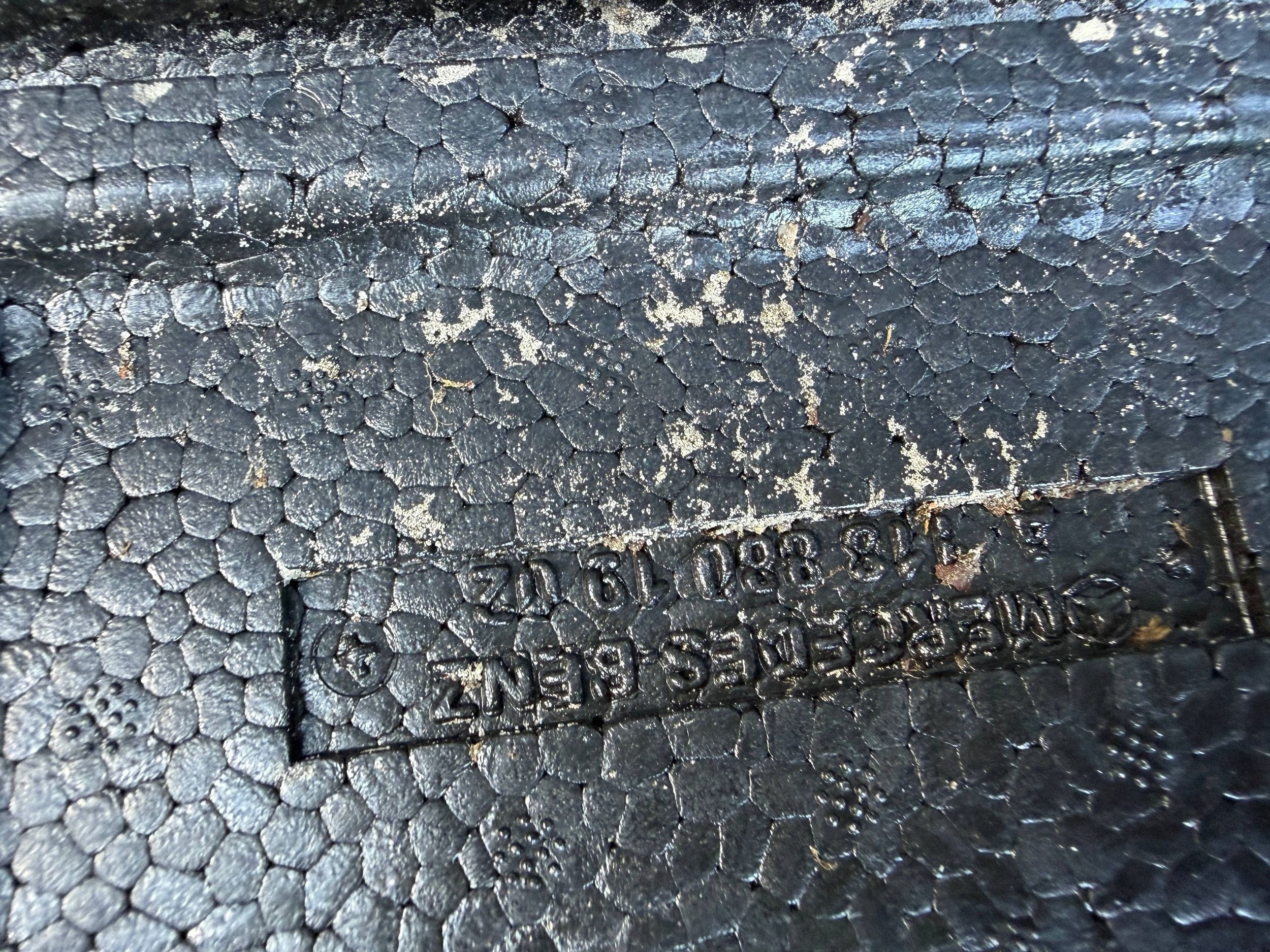 Mercedes Cla 118 Amg absorber pianka front front