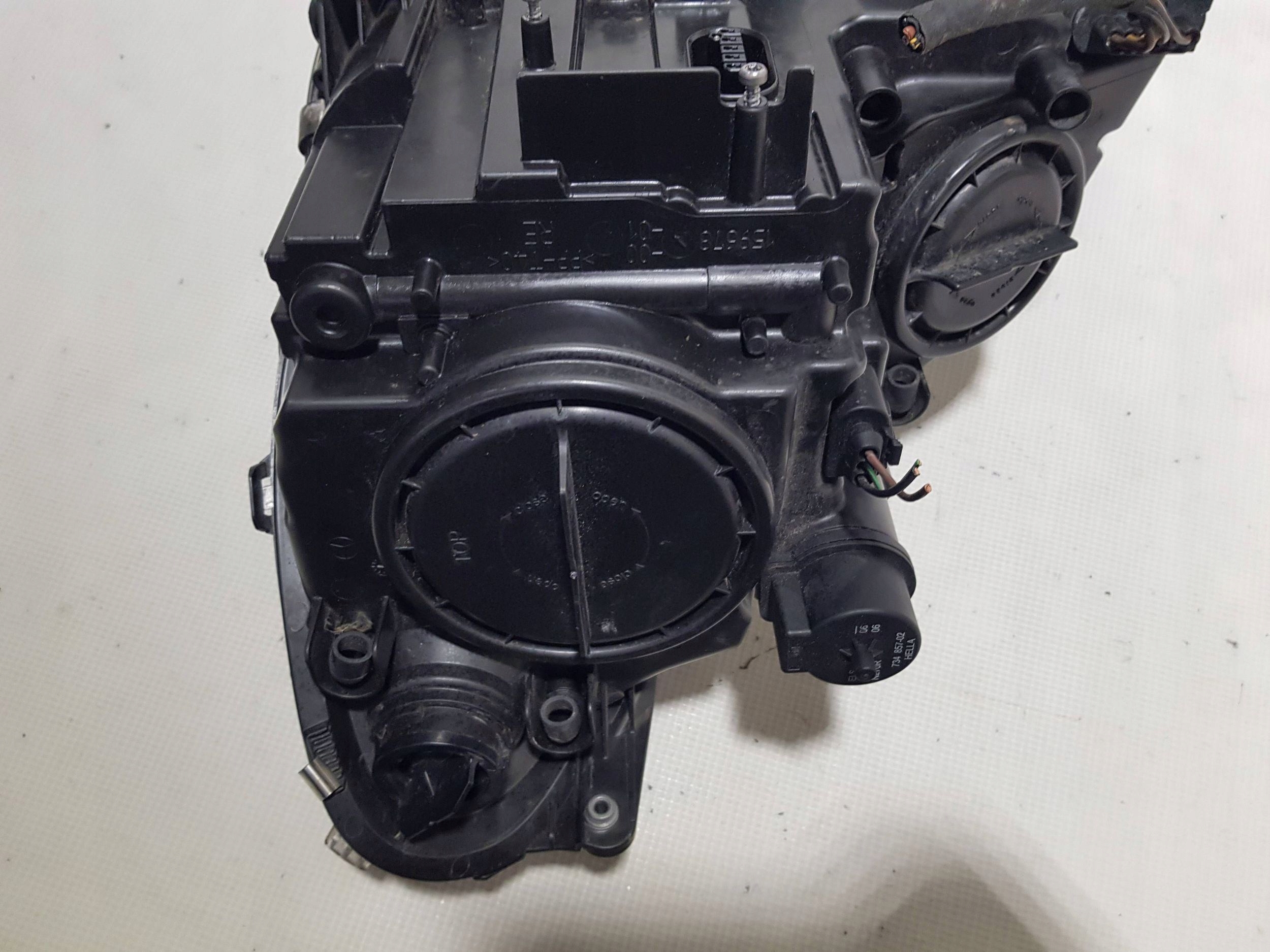 light XENON front right Mercedes CLS W219 UK ANGLIK