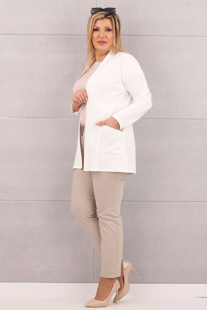 GŁADKA NARZUTKA ELEGANCKA LUŹNA POLSKI PRODUCENT DUŻE ROZMIARY X Kolor biały