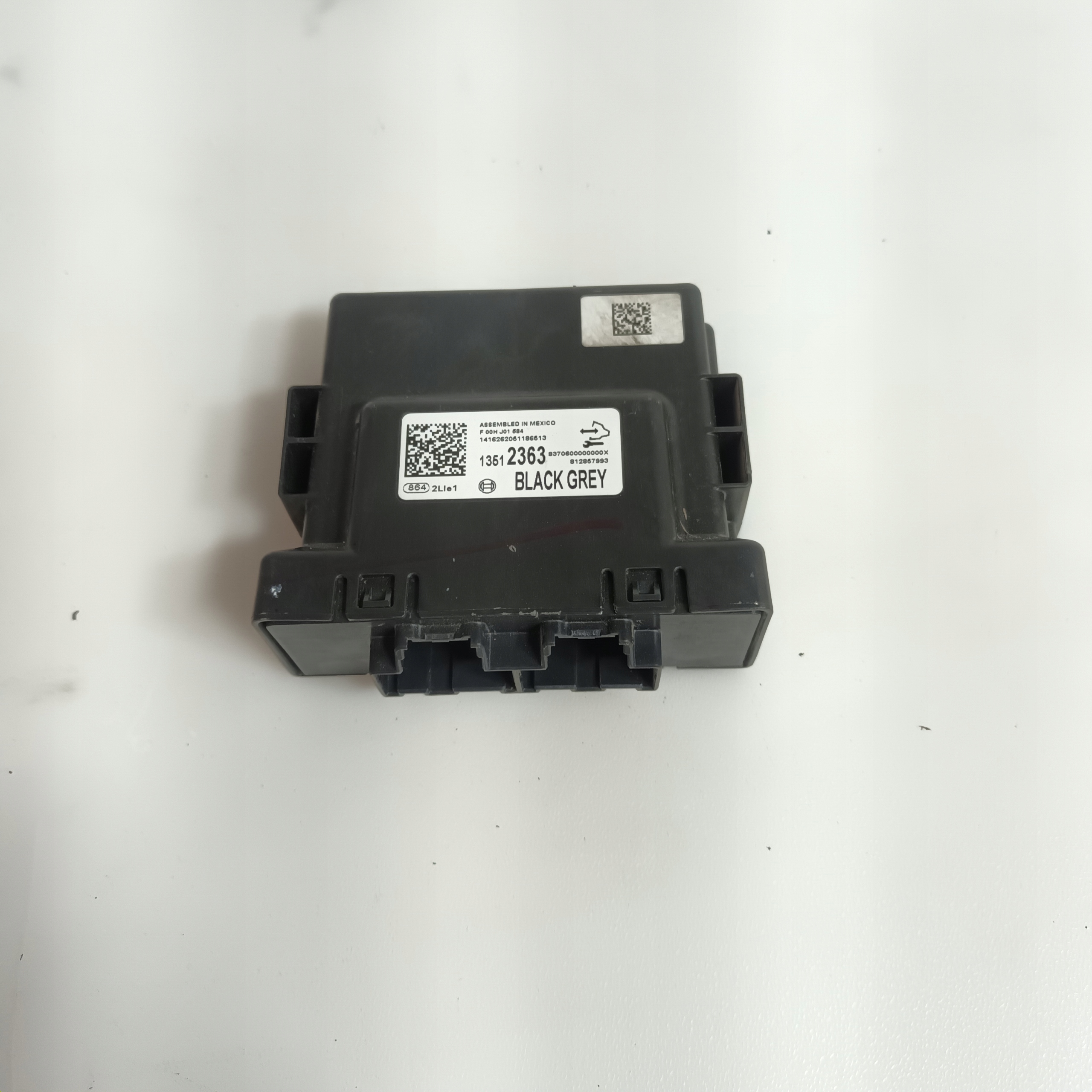 Camaro модуль датчик парковки Chevrolet OE 13512363