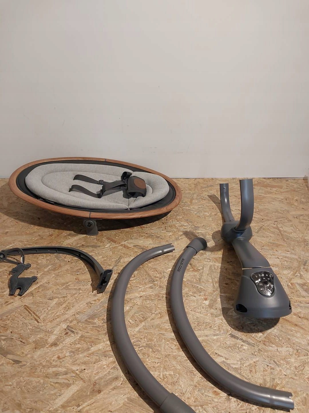 MAXI COSI CASSIA HUŚTAWKA ELEKTRYCZNA LEŻACZEK Waga dziecka 0 - 9 kg