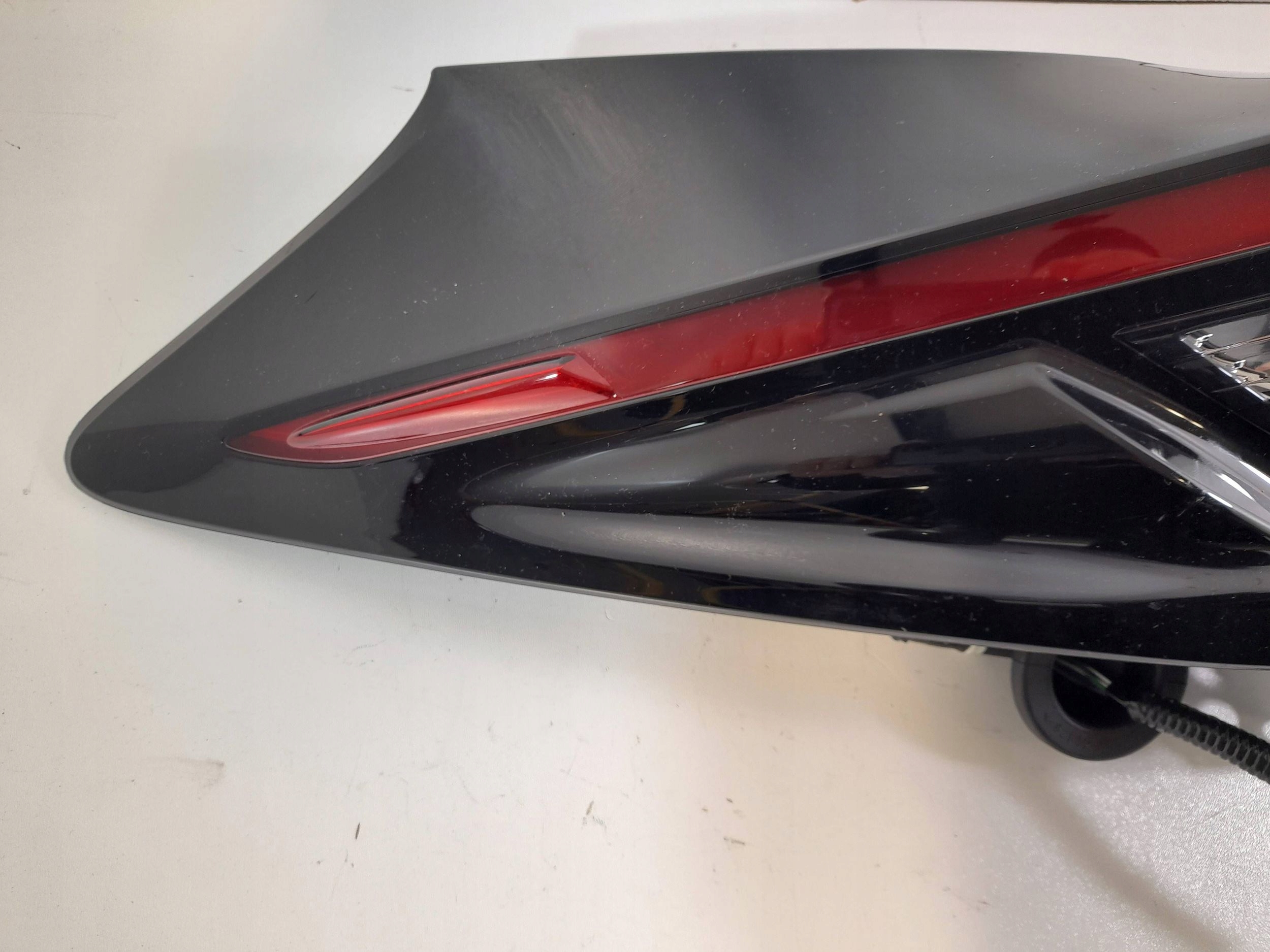 Toyota Yaris Cross light rear left 815600DE20 (R585)