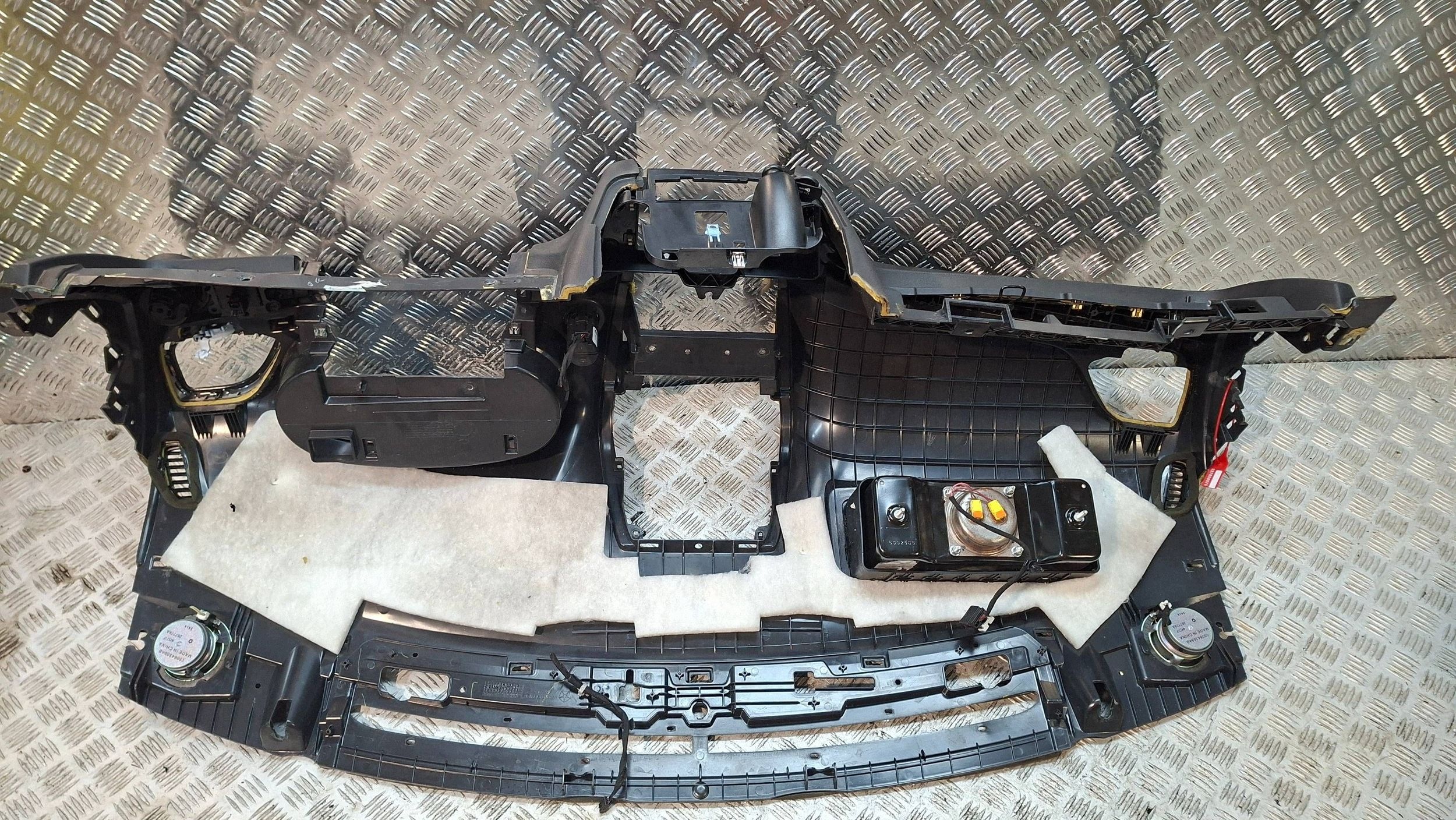dashboard instrument panel passenger airbag FIAT FREEMONT 2011