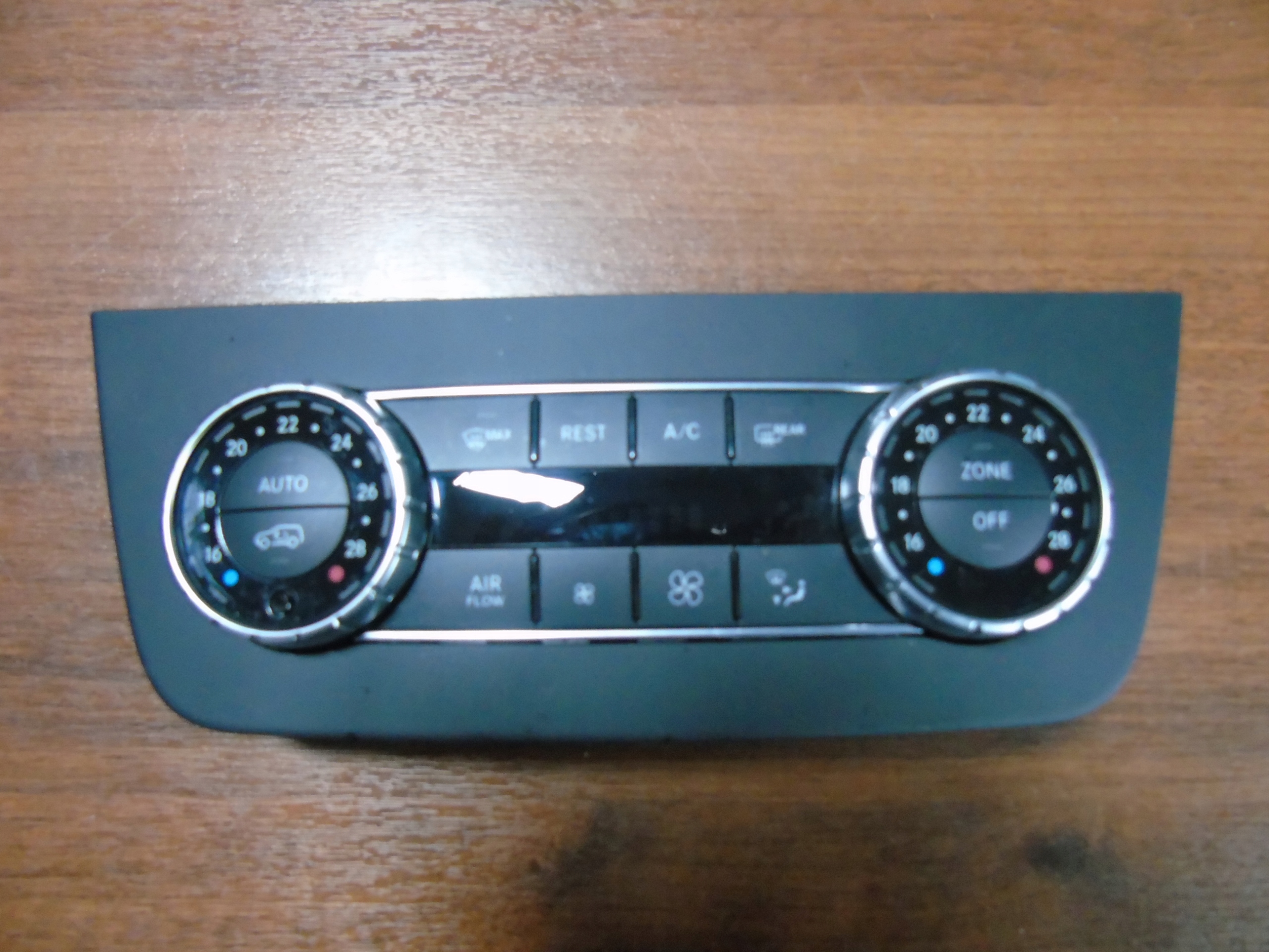 IDEALNY UNITE COMMANDE CLIMA MERCEDES W166 W292 1