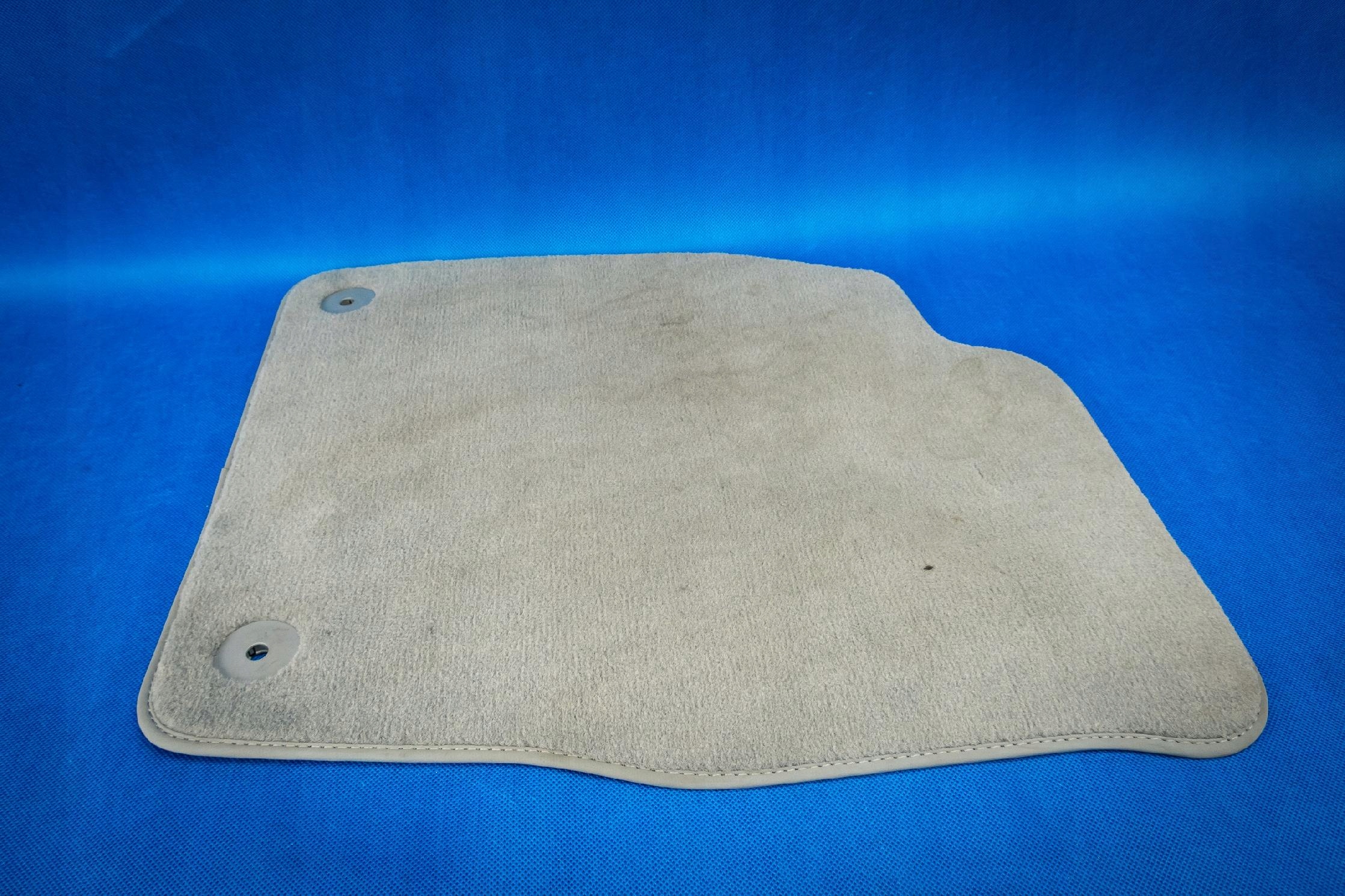 mat left front Audi A8 S8 4N 4N1863719C