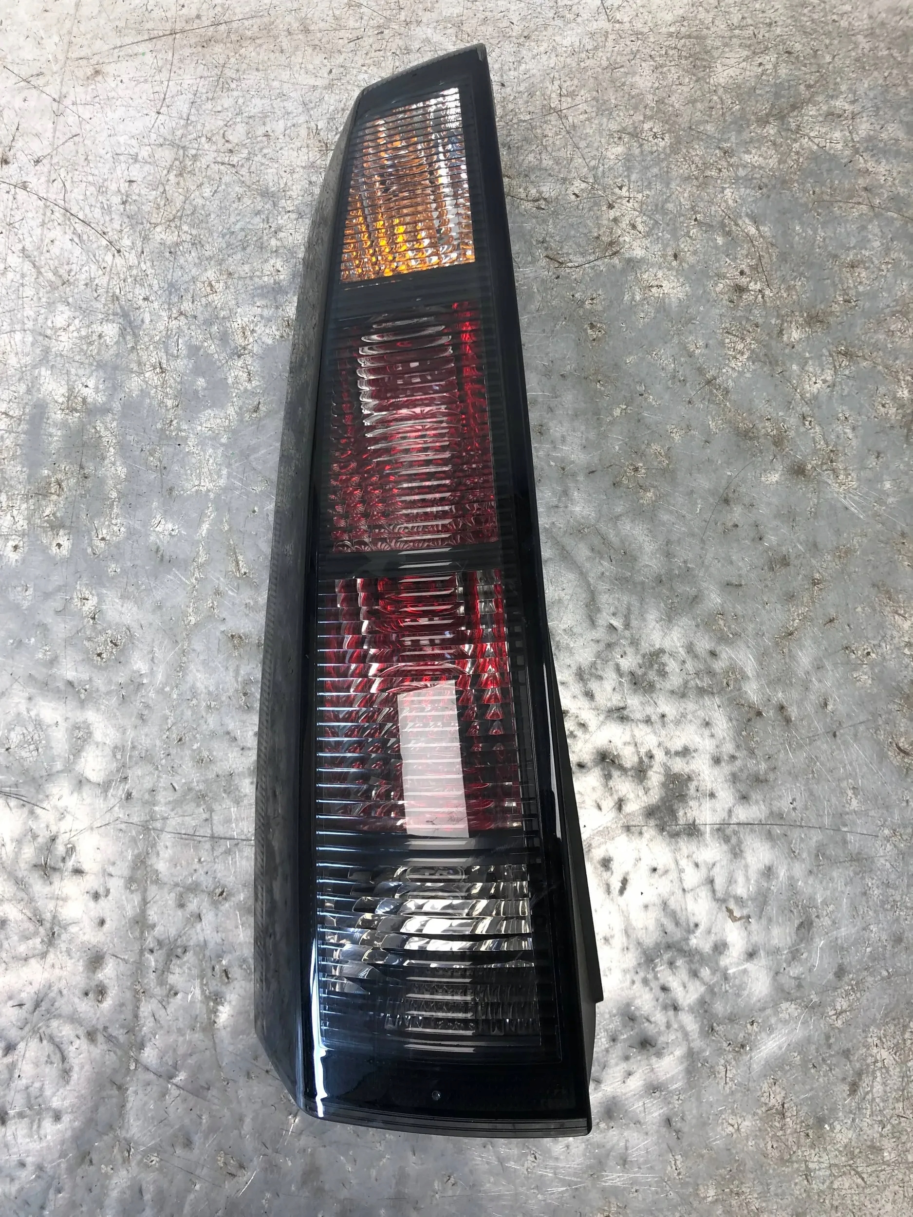 light left rear part OPEL MERIVA A LIFT 89315839