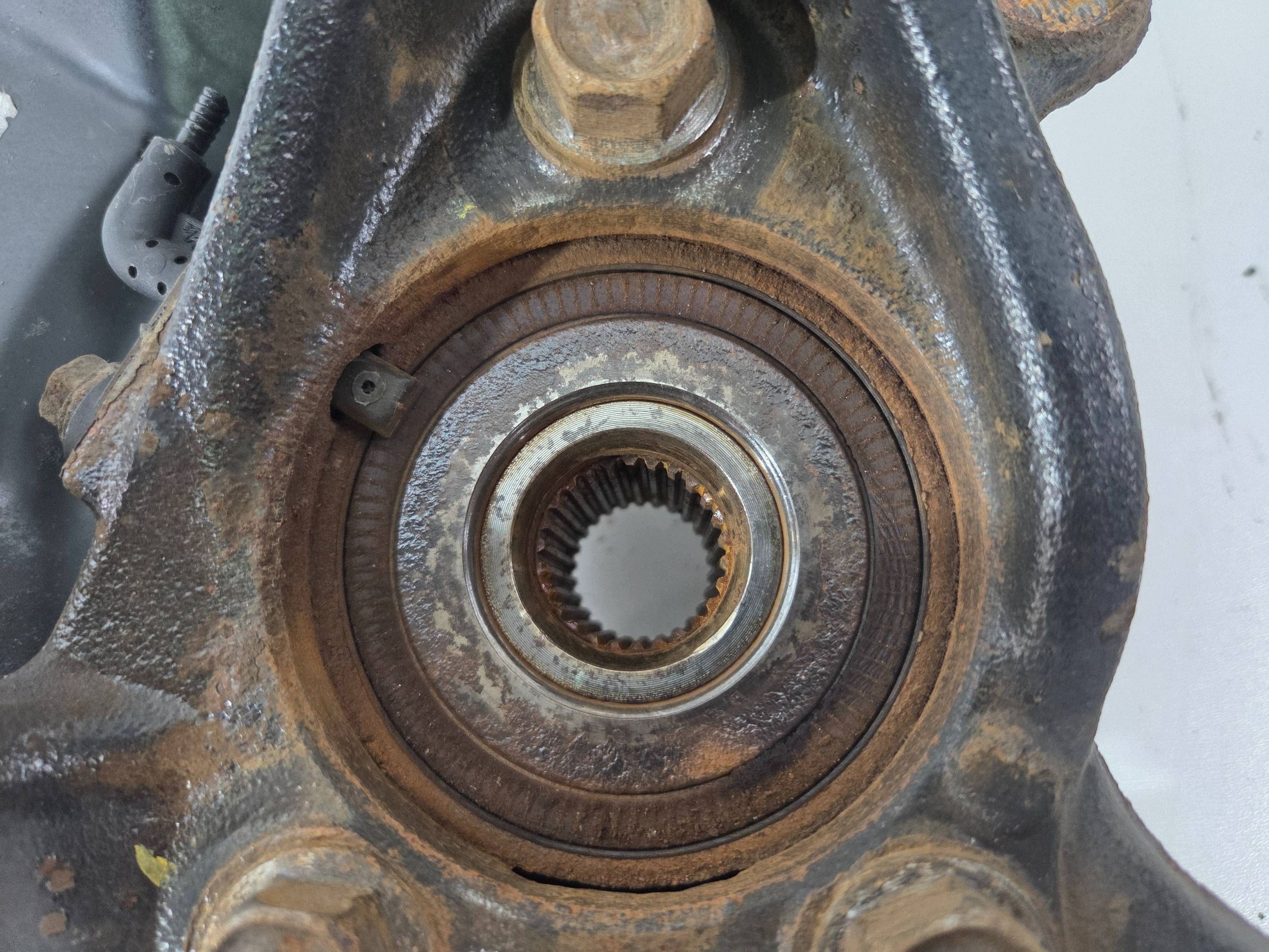Toyota Corolla E21 1,8 Hybrid swing front left (B876)