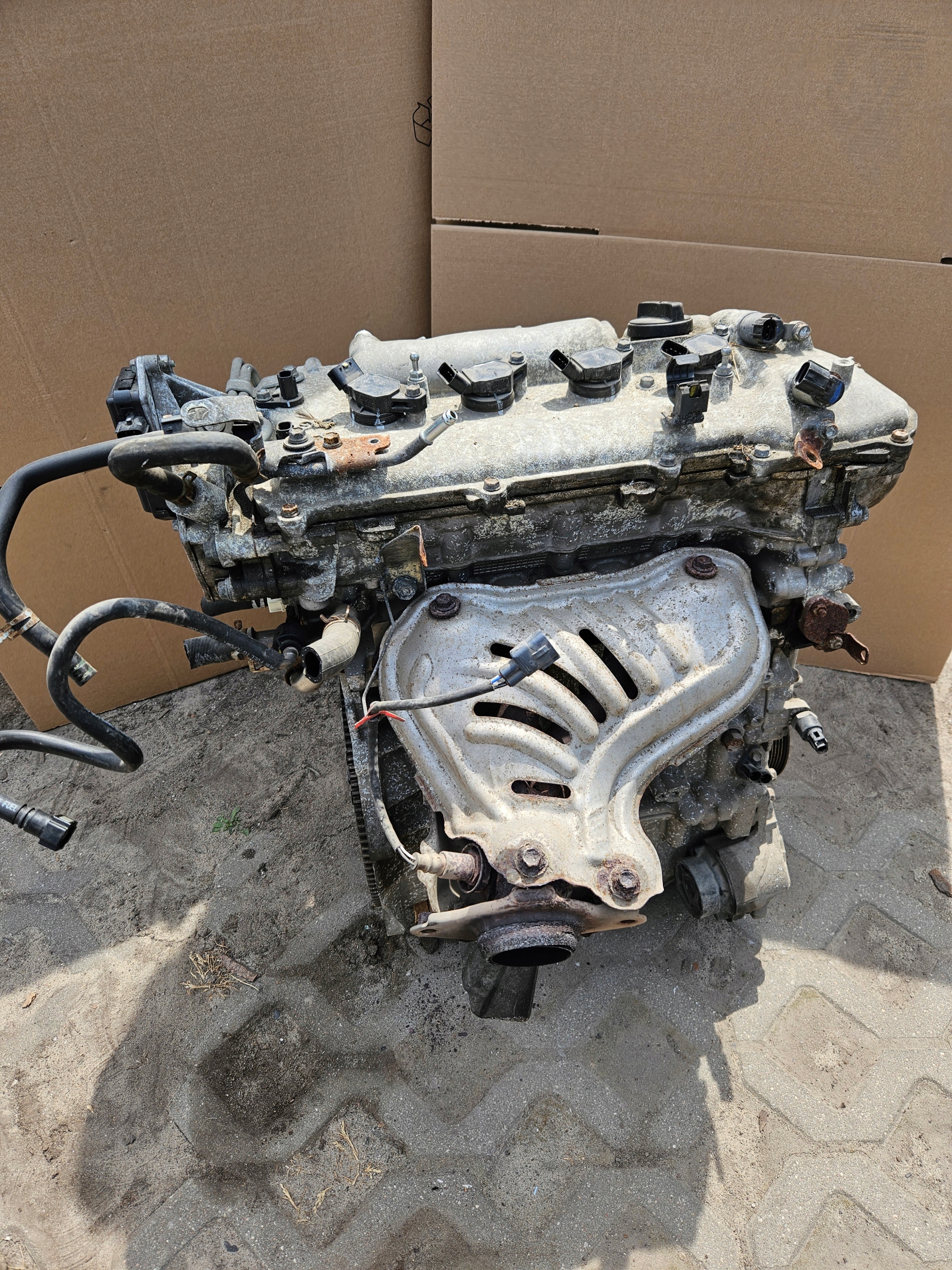 TOYOTA VERSO AVENSIS Двигатель 1.8 2ZR