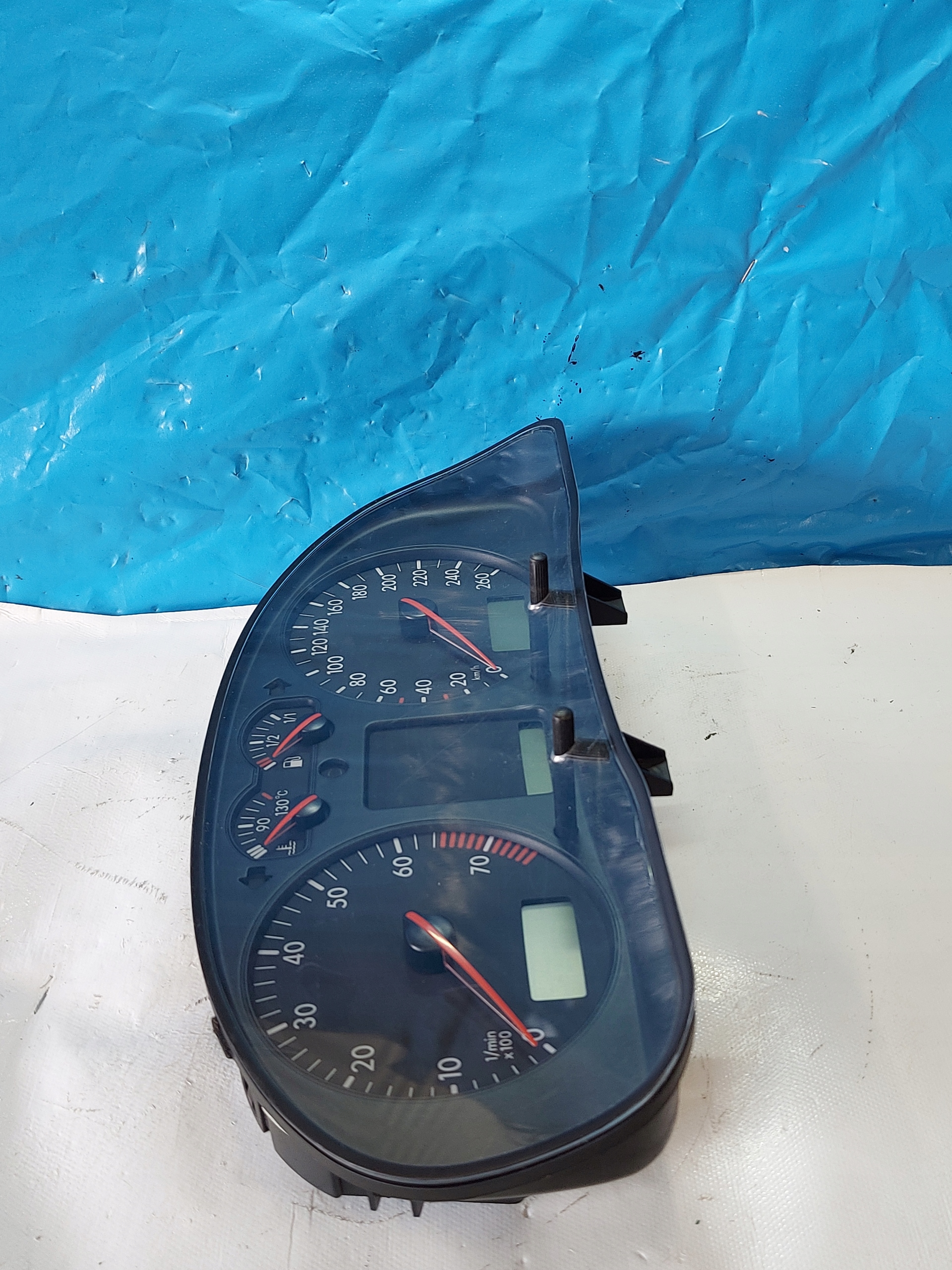 dials clock PASSAT B5 1.6 B 3B1919880A