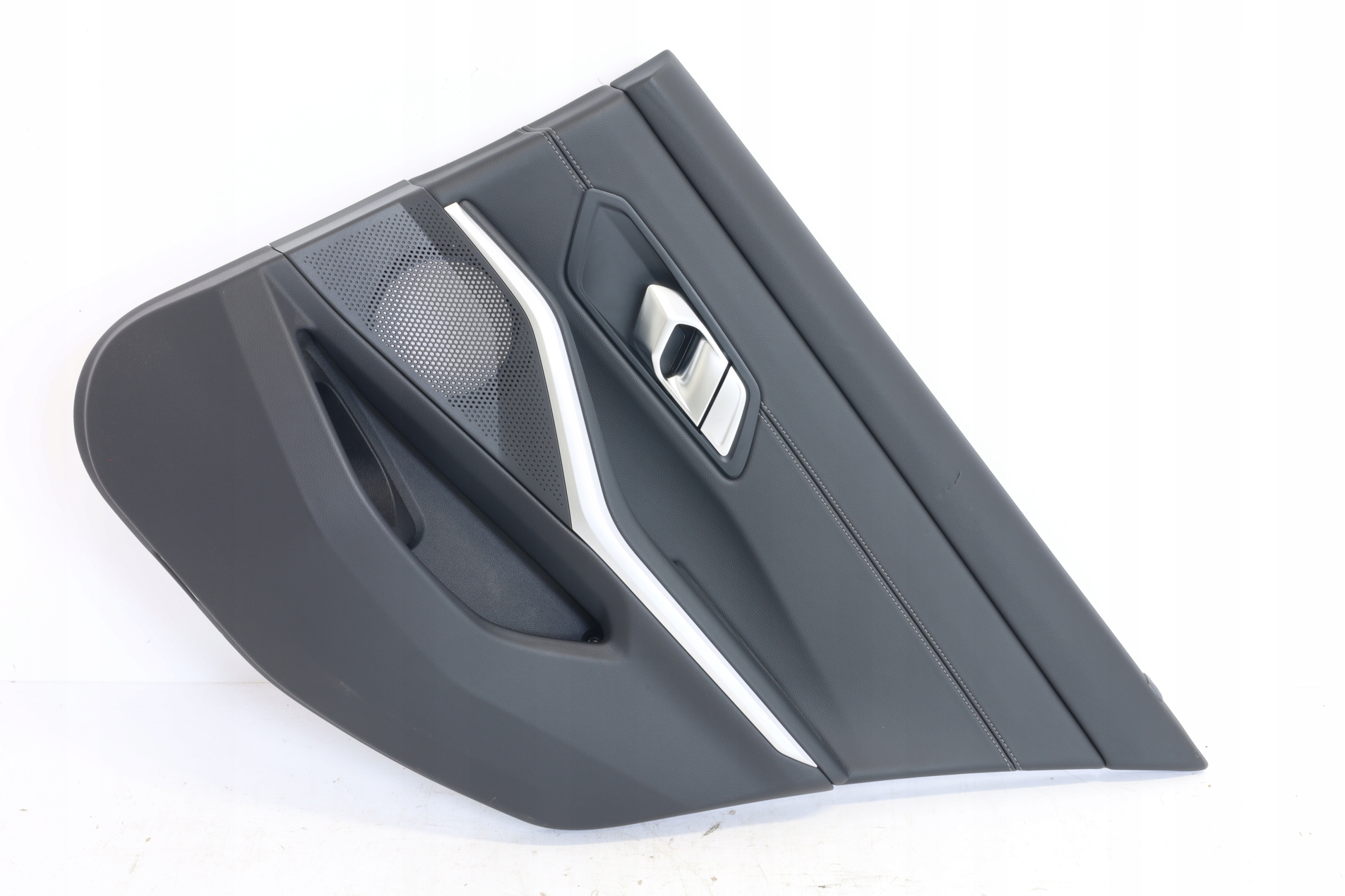 Обивка бекона двери п зд BMW G20