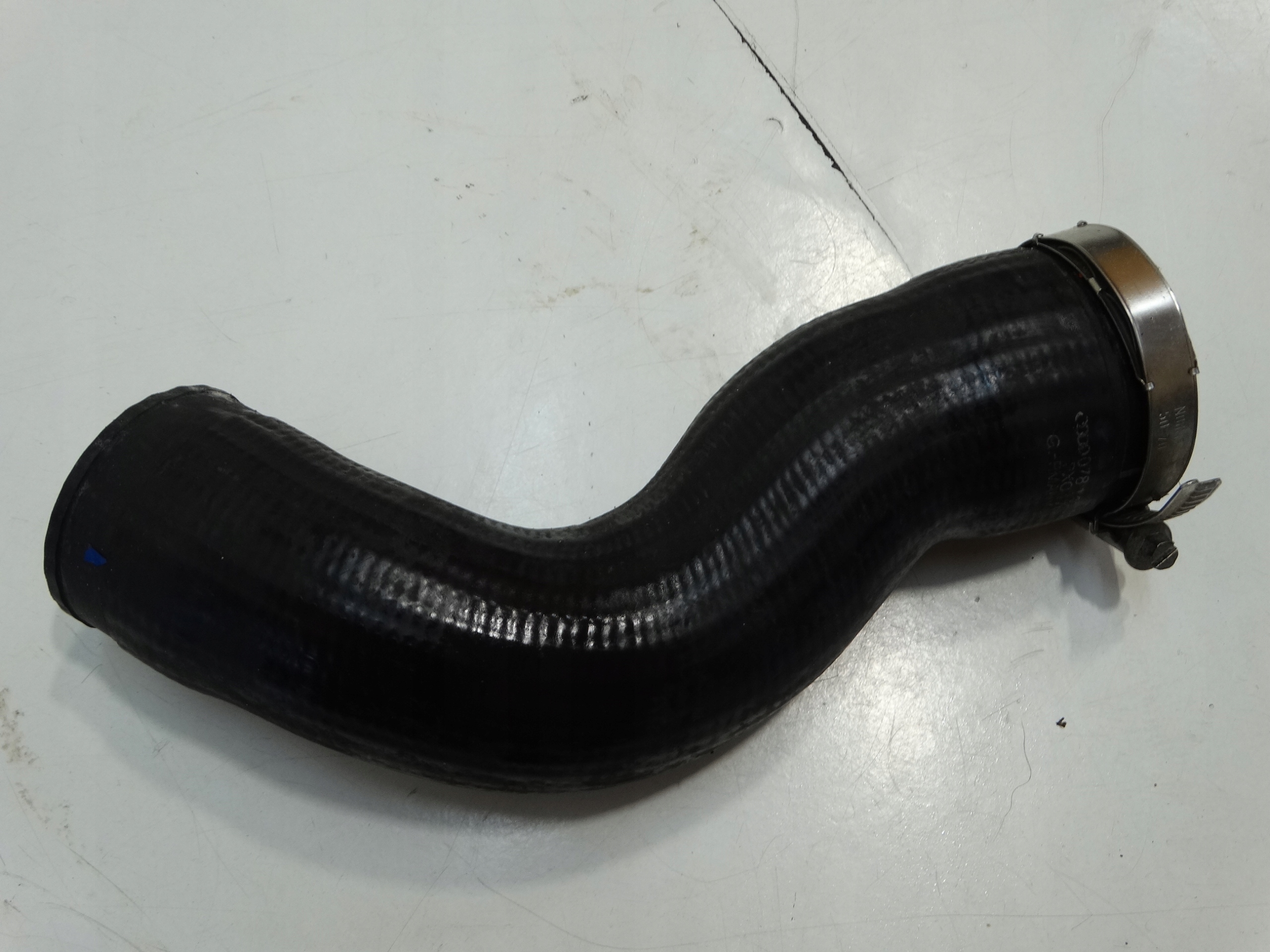 trouba hadice intercoolera VW AUDI 078145720N