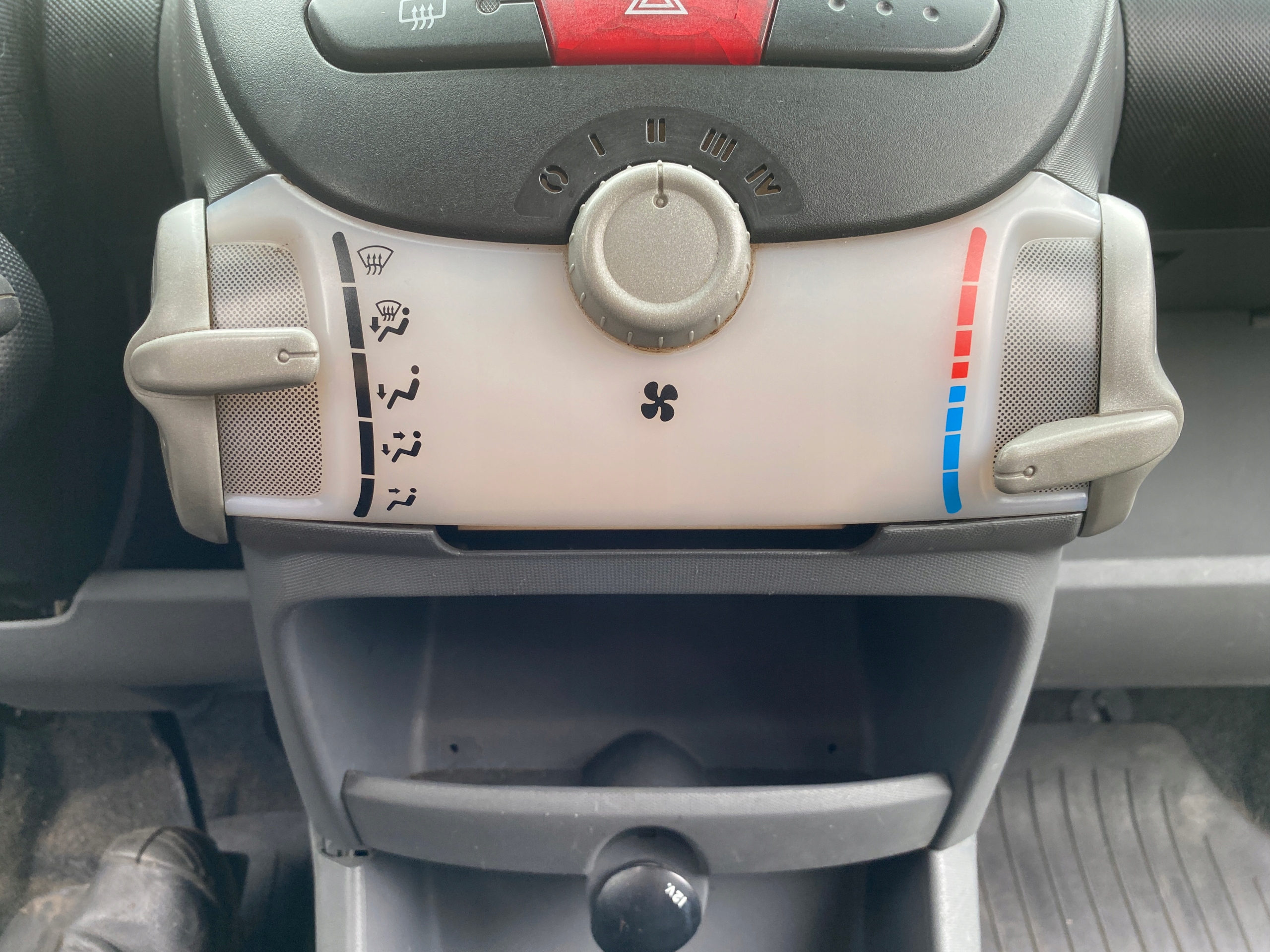 PANEL REGULACJA Controllo OGRZEWANIA BOCCHETTE Citroen C1 05-14